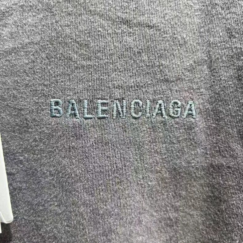 Balenciaga Balenciaga Embroidered Logo short sleeve with spiral line s Size L / US 10 / IT 46 - 4 Thumbnail