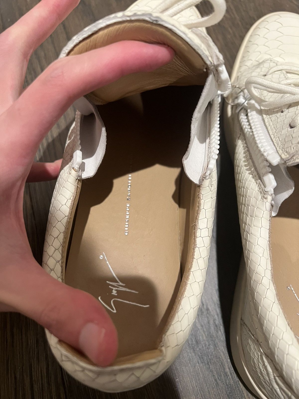 Giuseppe Zanotti Used Giuseppe Zanotti White Crocodile Embossed Sneaker Size US 11 / EU 44 - 4 Thumbnail