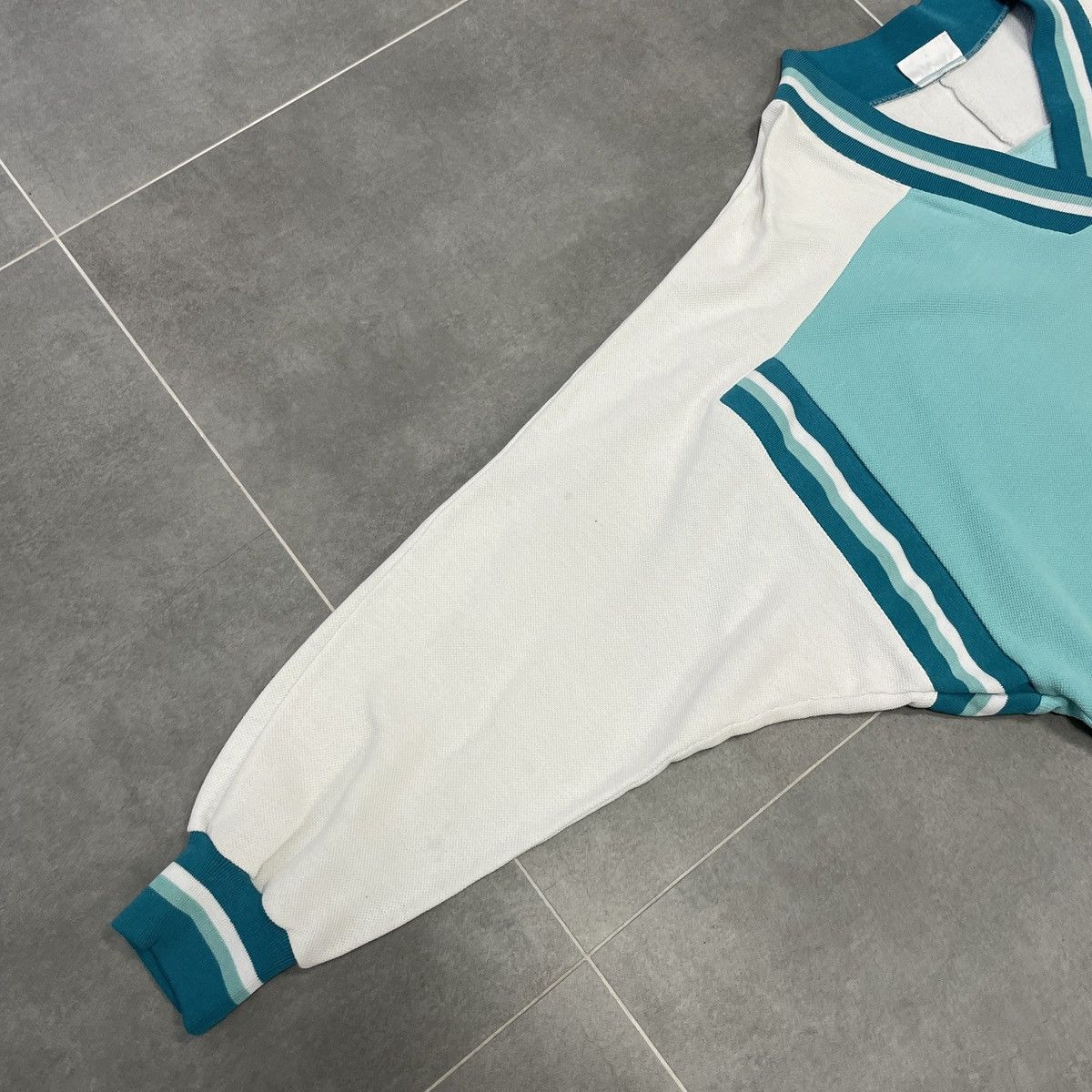 Adidas × Vintage Vintage Adidas Camp Sweatshirt Size L Size US L / EU 52-54 / 3 - 4 Thumbnail