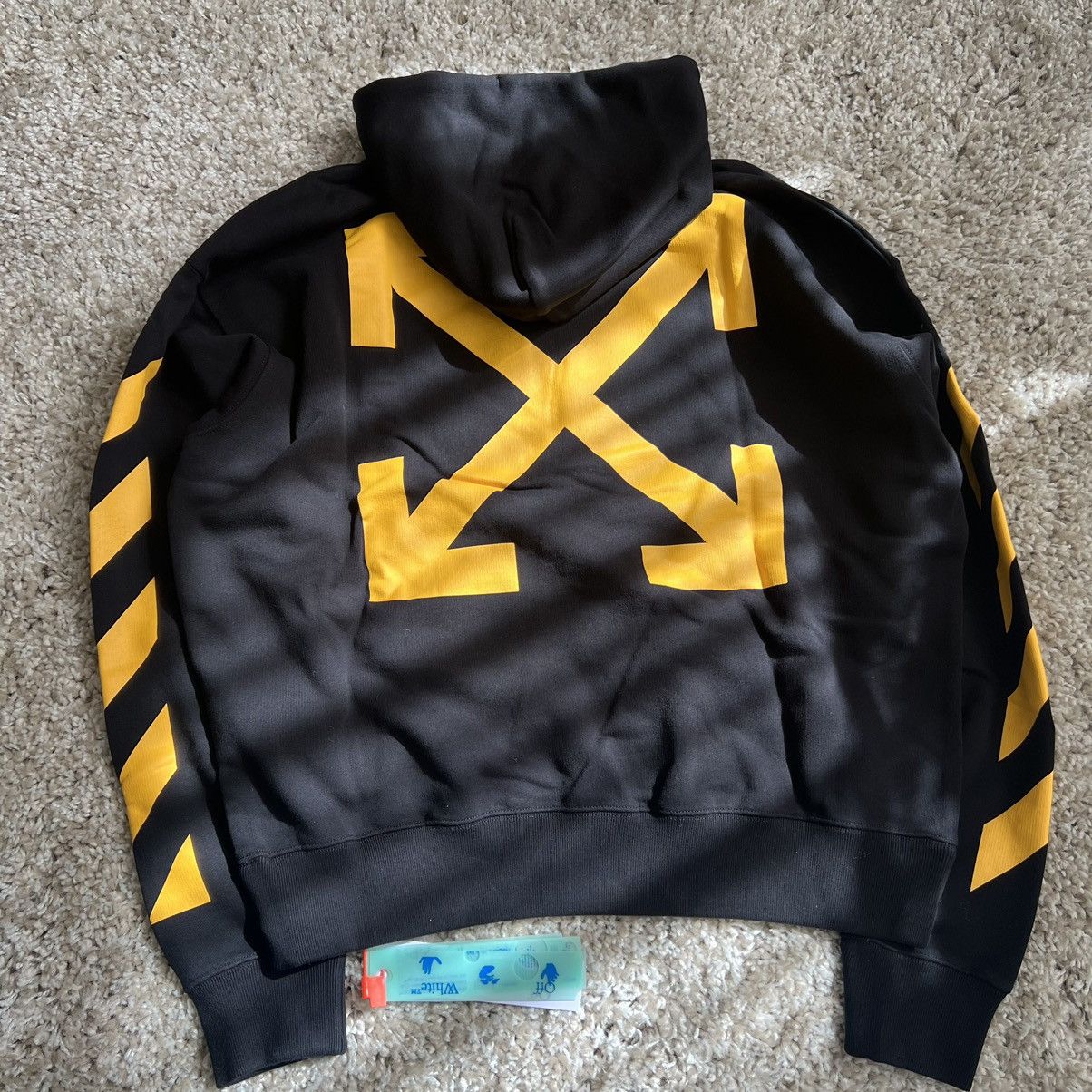 Off-White Off-White cross virgil carravaggio hooded sweatshirt hoodie Size US S / EU 44-46 / 1 - 1 Thumbnail