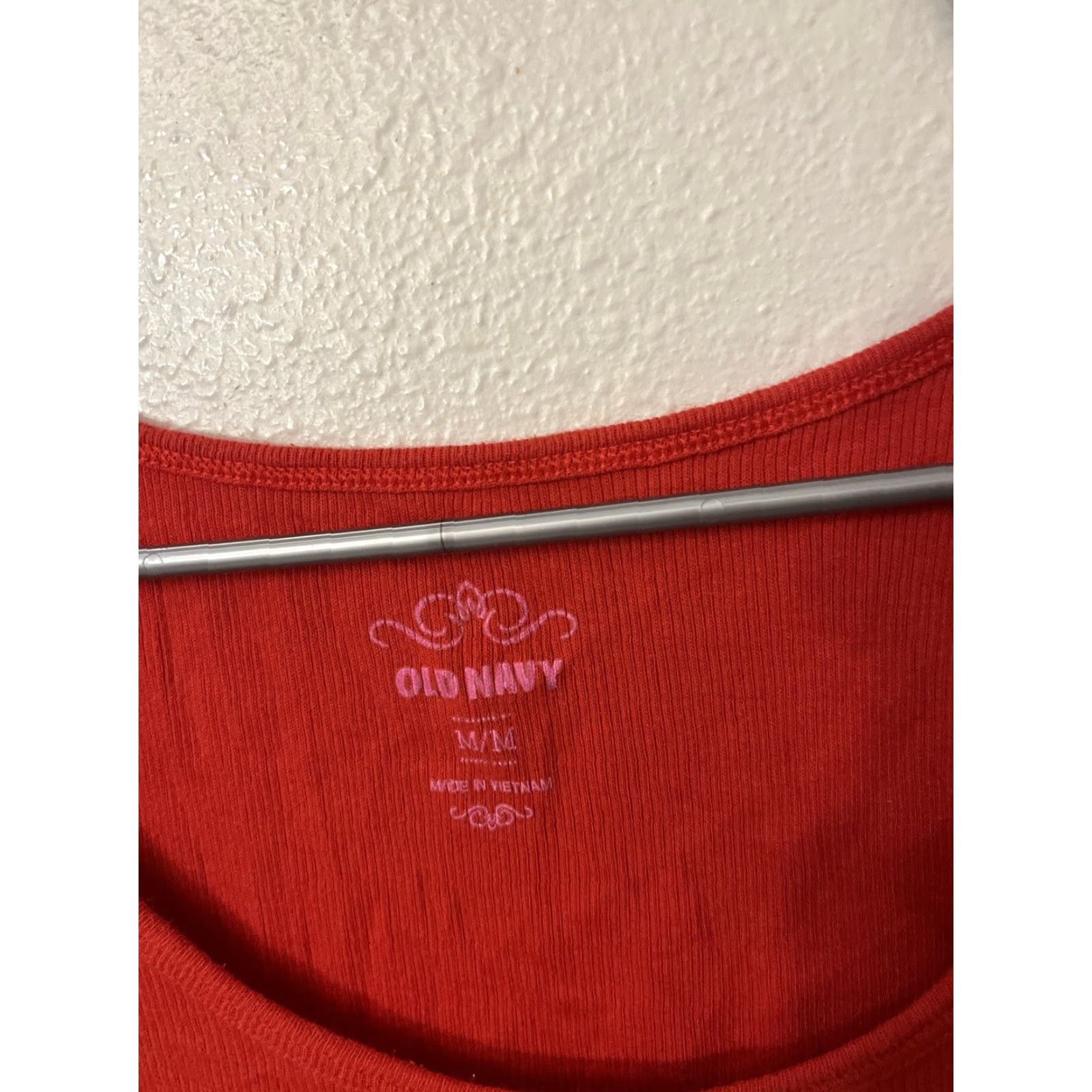 Old Navy Old Navy Tank Top Women's Round Neck Cotton Slim M Red Size M / US 6-8 / IT 42-44 - 2 Thumbnail