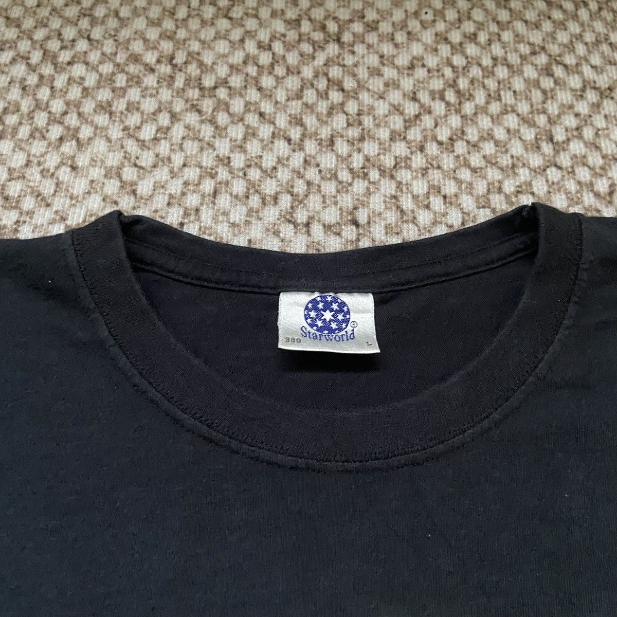 Band Tees × Jay-Z × Vintage Vintage Jay Z Roc Diamond Hand Symbol T Shirt Size US L / EU 52-54 / 3 - 3 Thumbnail