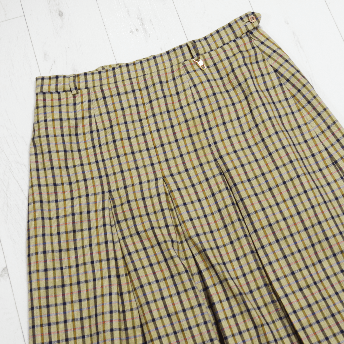 DAKS × Vintage Vintage Luxury DAKS London Checked Skirts for Women Size 30" / US 8 / IT 44 - 2 Thumbnail