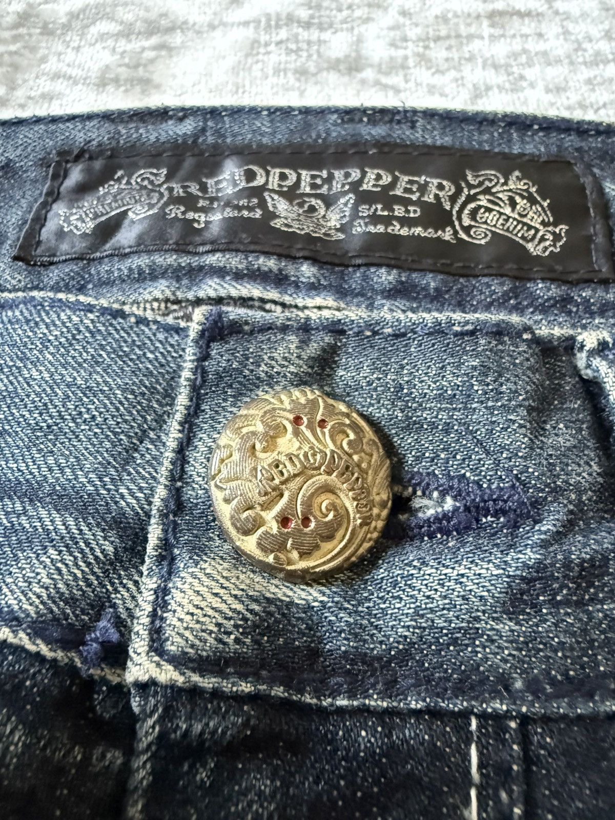 If Six Was Nine Red Pepper Japan Goth Skull Wings Embroidered Flared Jeans Size US 30 / EU 46 - 22 Thumbnail