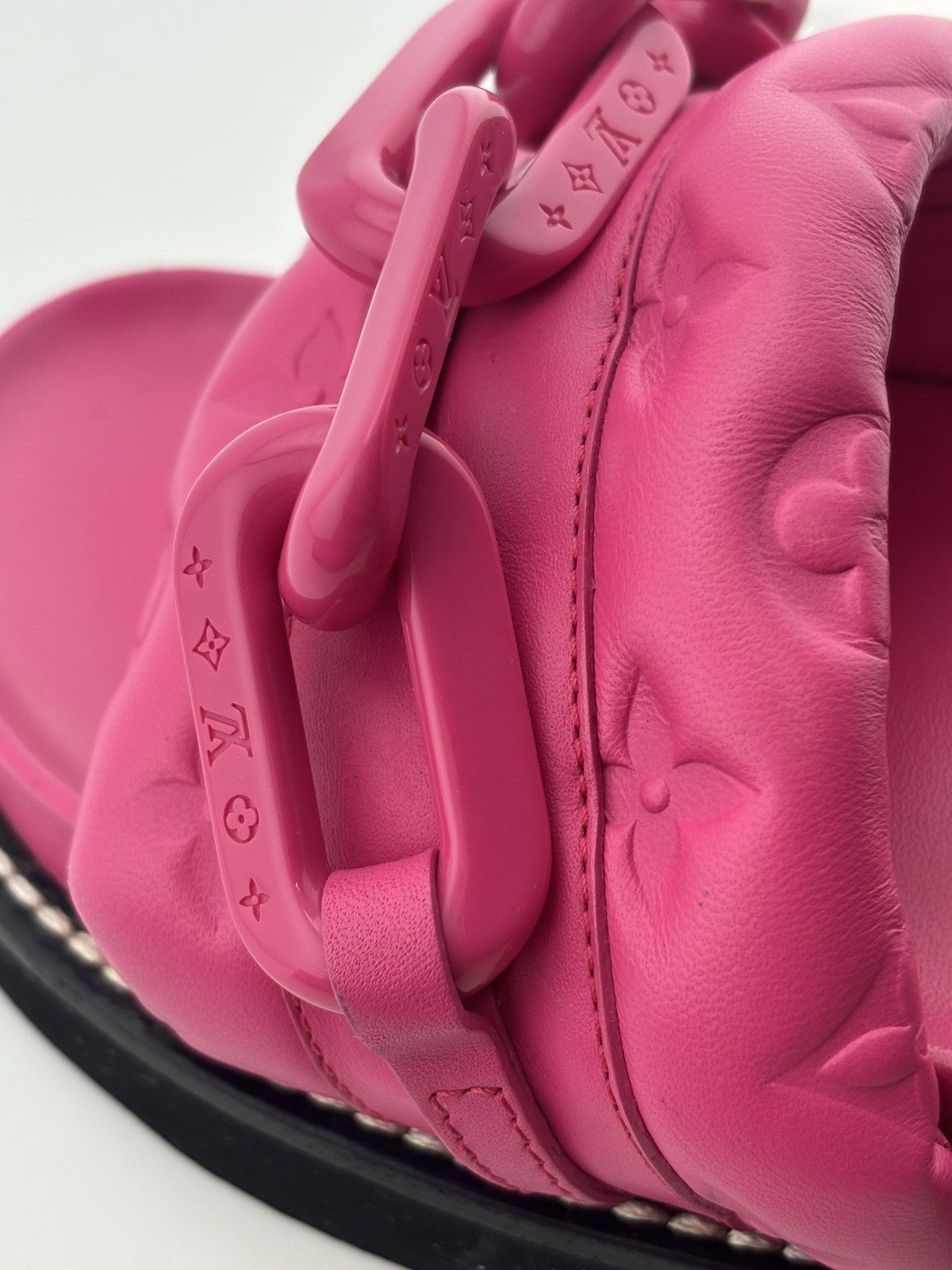 Louis Vuitton LOUIS VUITTON CALFSKIN EMBOSSED MONOGRAM SUNSET FLAT COMFORT Size US 6 / IT 36 - 4 Thumbnail