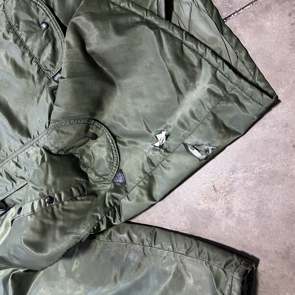 Vintage Vintage Cornith Mfg Military Parka N3B USAF Cold Weather 70s Size US M / EU 48-50 / 2 - 3 Thumbnail