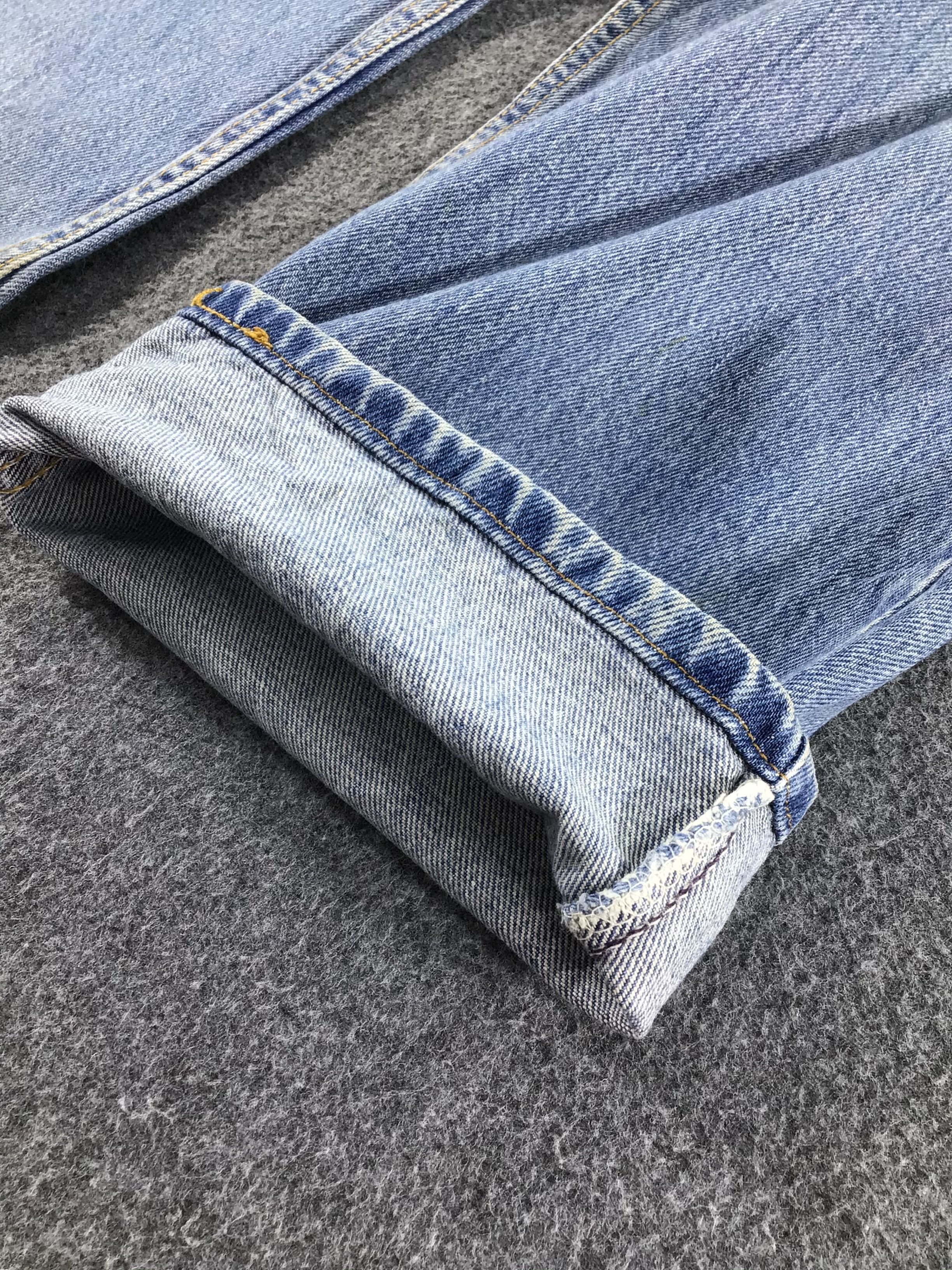 Levi's Vintage Levis 550 Jeans Dirty Medium Wash -J535 Size US 39 - 7 Thumbnail