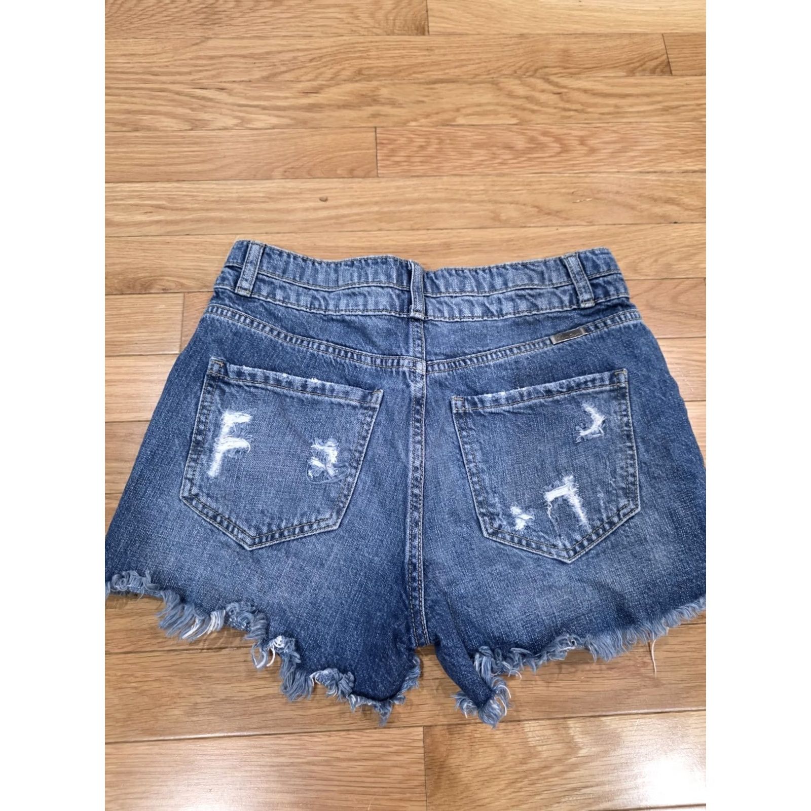 Vintage VINTAGE KanCan Women's Denim Shorts Cut-Off Distressed Inseam 2" Waist 26" Size S Blue Womens Size 26" / US 2 / IT 38 - 3 Thumbnail