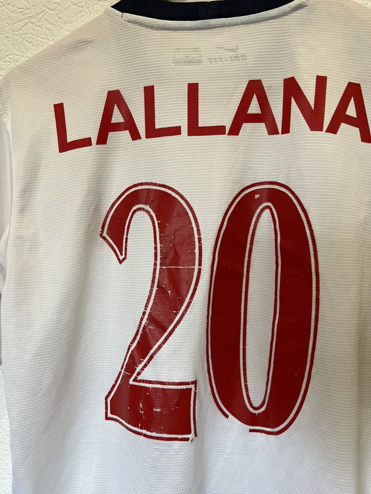 Nike LALLANA Nike England 2013 Home Kit Soccer Jersey Size US M / EU 48-50 / 2 - 7 Thumbnail