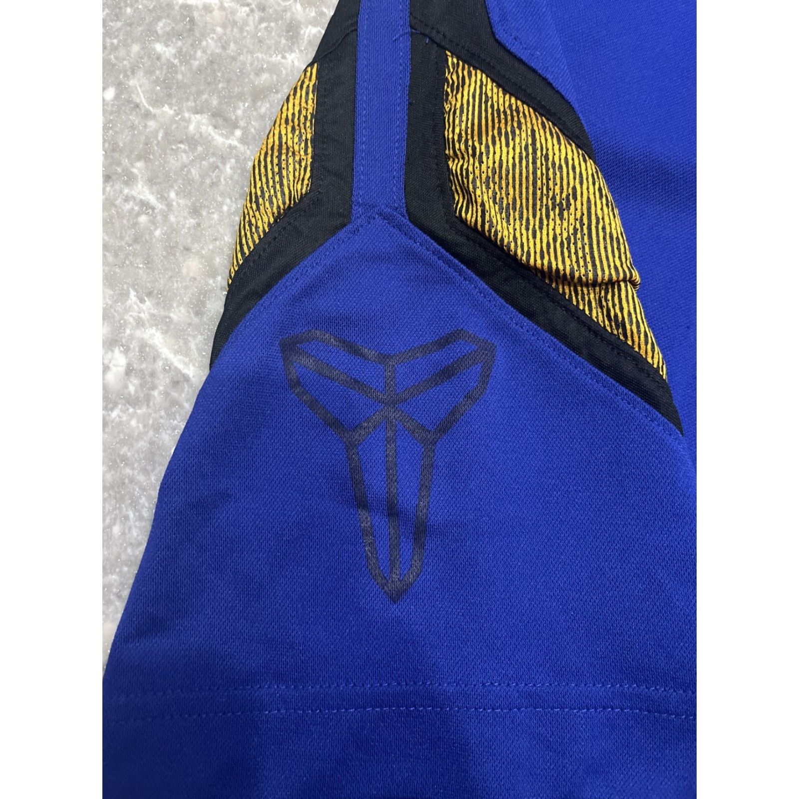 Nike VINTAGE Nike Kobe Bryant Shorts Lakers Purple Yellow Mamba S Mens Sports Size US 29 - 2 Thumbnail