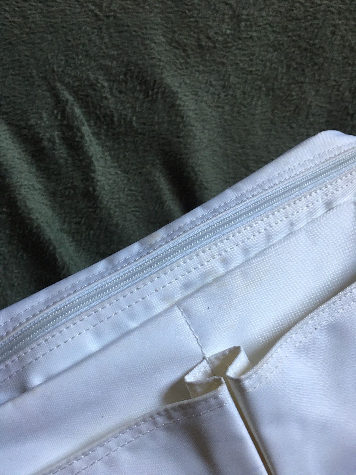 Longchamp Longchamp Vintage White Shoulder Messenger Bag Size ONE SIZE - 15 Thumbnail