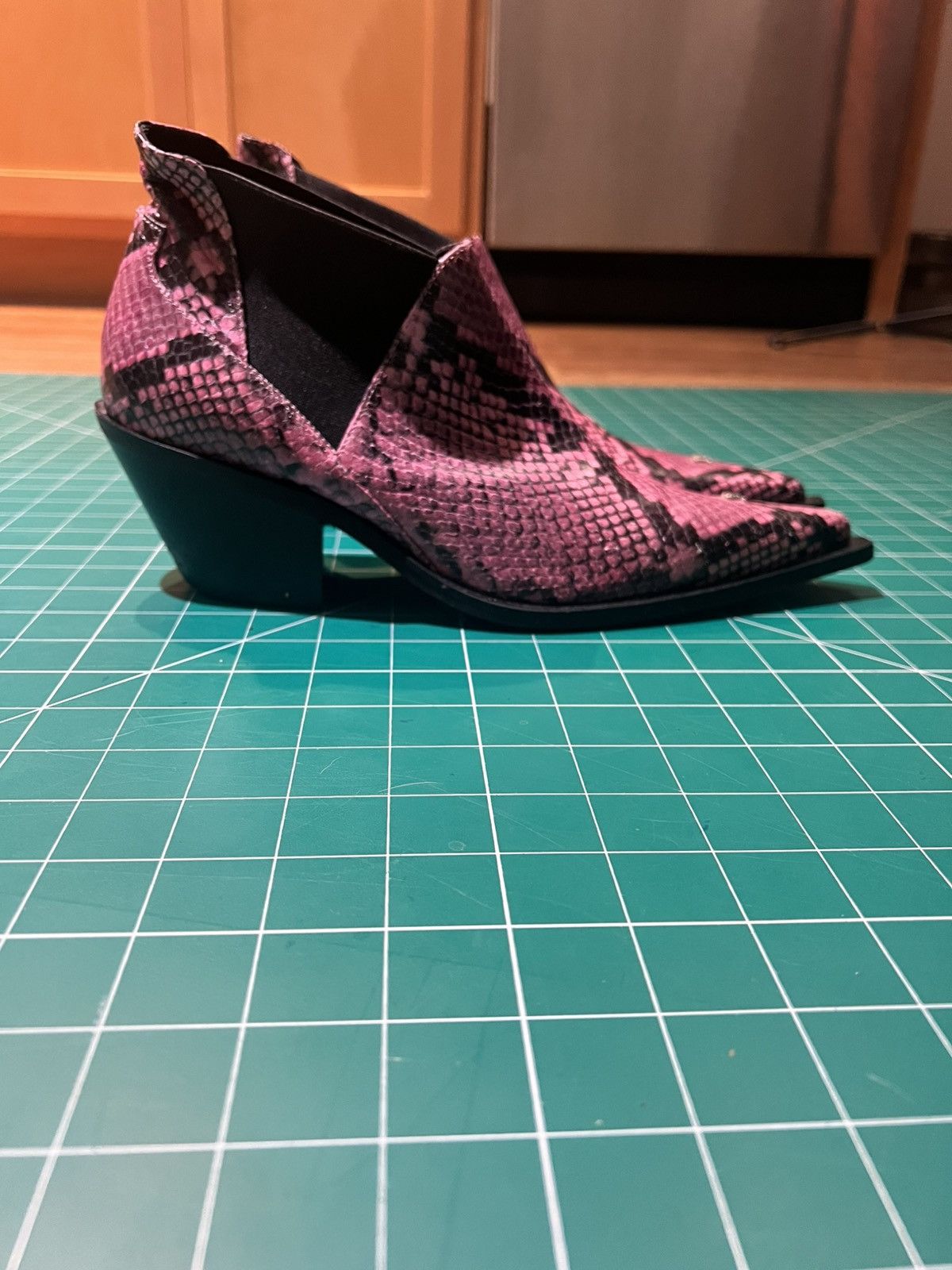 Misbhv MISBHV LOW COWBOY ANKLE BOOTS Size US 7 / EU 40 - 2 Thumbnail