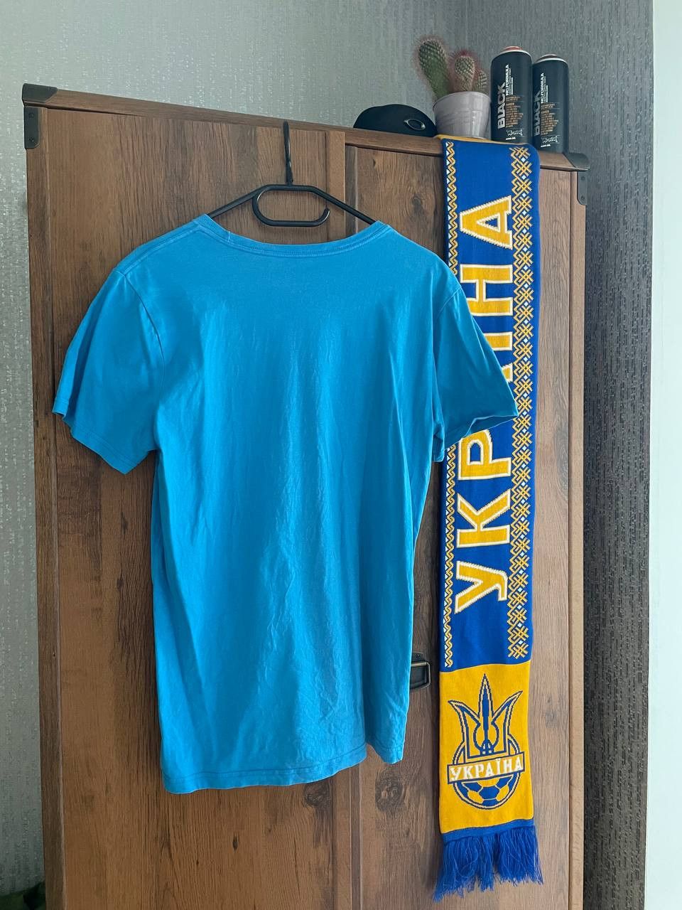 Oakley × Vintage Oakley vintage tee realistic central logo Size US M / EU 48-50 / 2 - 3 Thumbnail