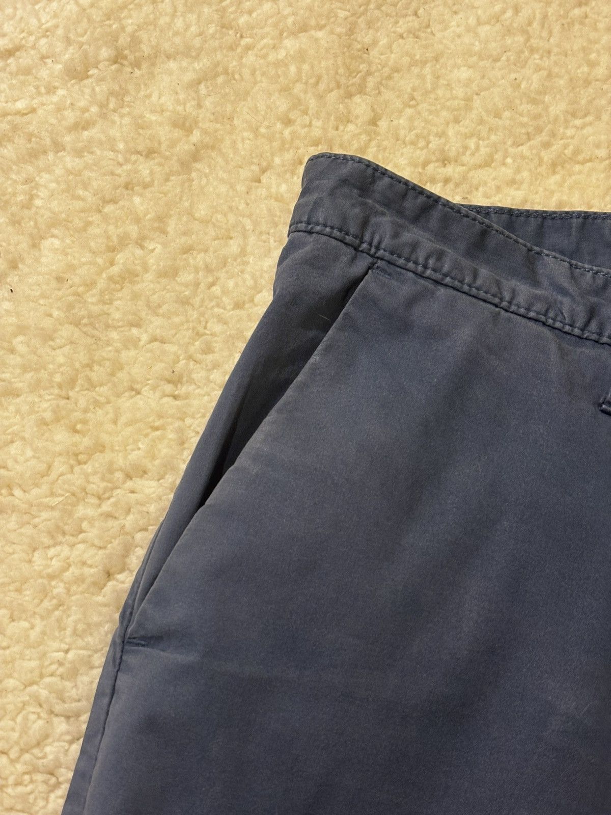 Calvin Klein Calvin Klein navy shorts0521 Size US 33 - 9 Thumbnail