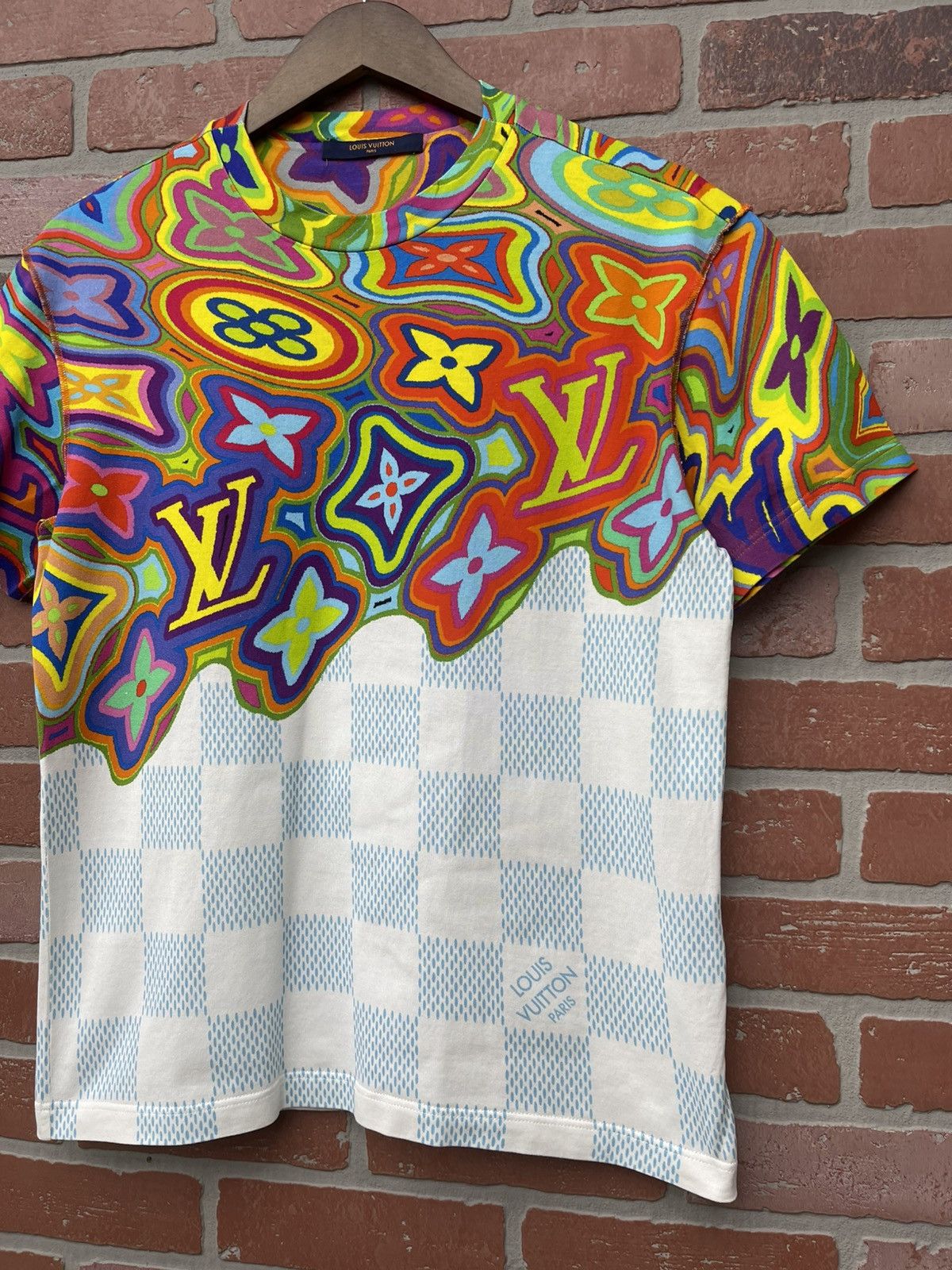 Louis Vuitton Size XS - Louis Vuitton Distorted Monogram Psychedelic Size US XS / EU 42 / 0 - 3 Thumbnail