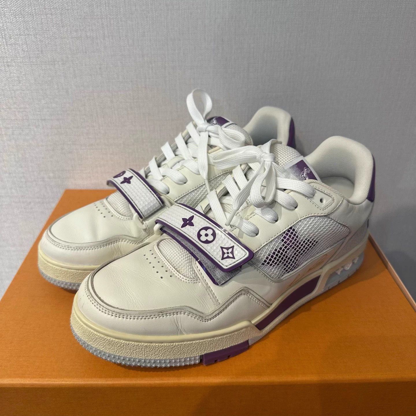 Louis Vuitton LV White Purple Magic Strap Trainer 41.5 99 New Size US 8.5 / EU 41-42 - 1 Thumbnail