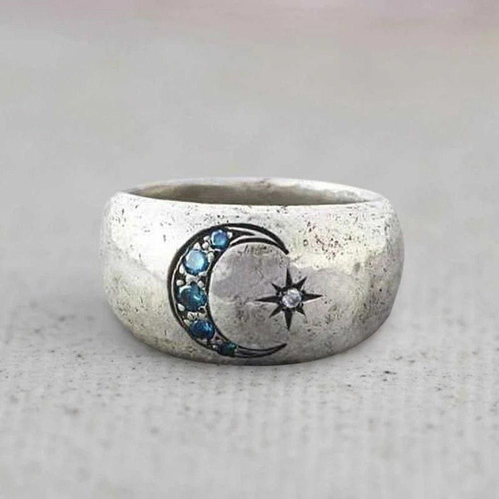 Designer Bohemian Vintage Sun Moon Silver Retro Ring - Size 8 Size ONE SIZE - 2 Thumbnail