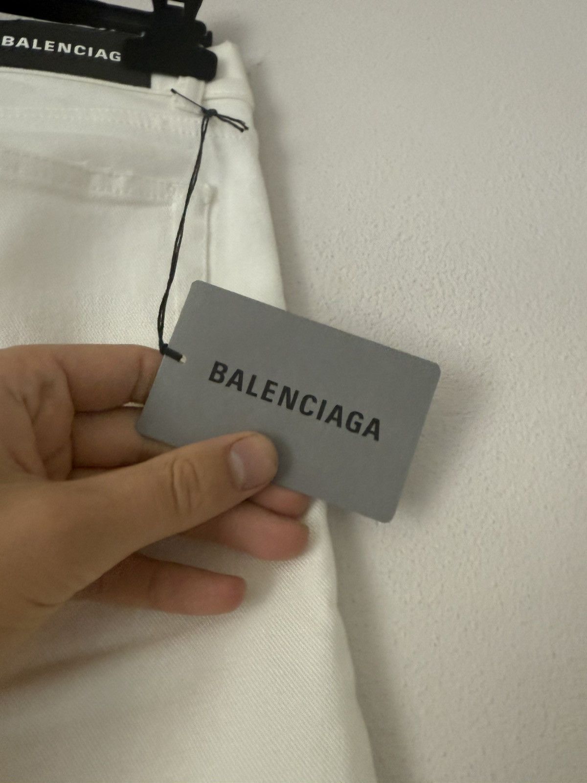Balenciaga White Denim Jeans with Raw Hem Detail Size US 34 / EU 50 - 12 Thumbnail
