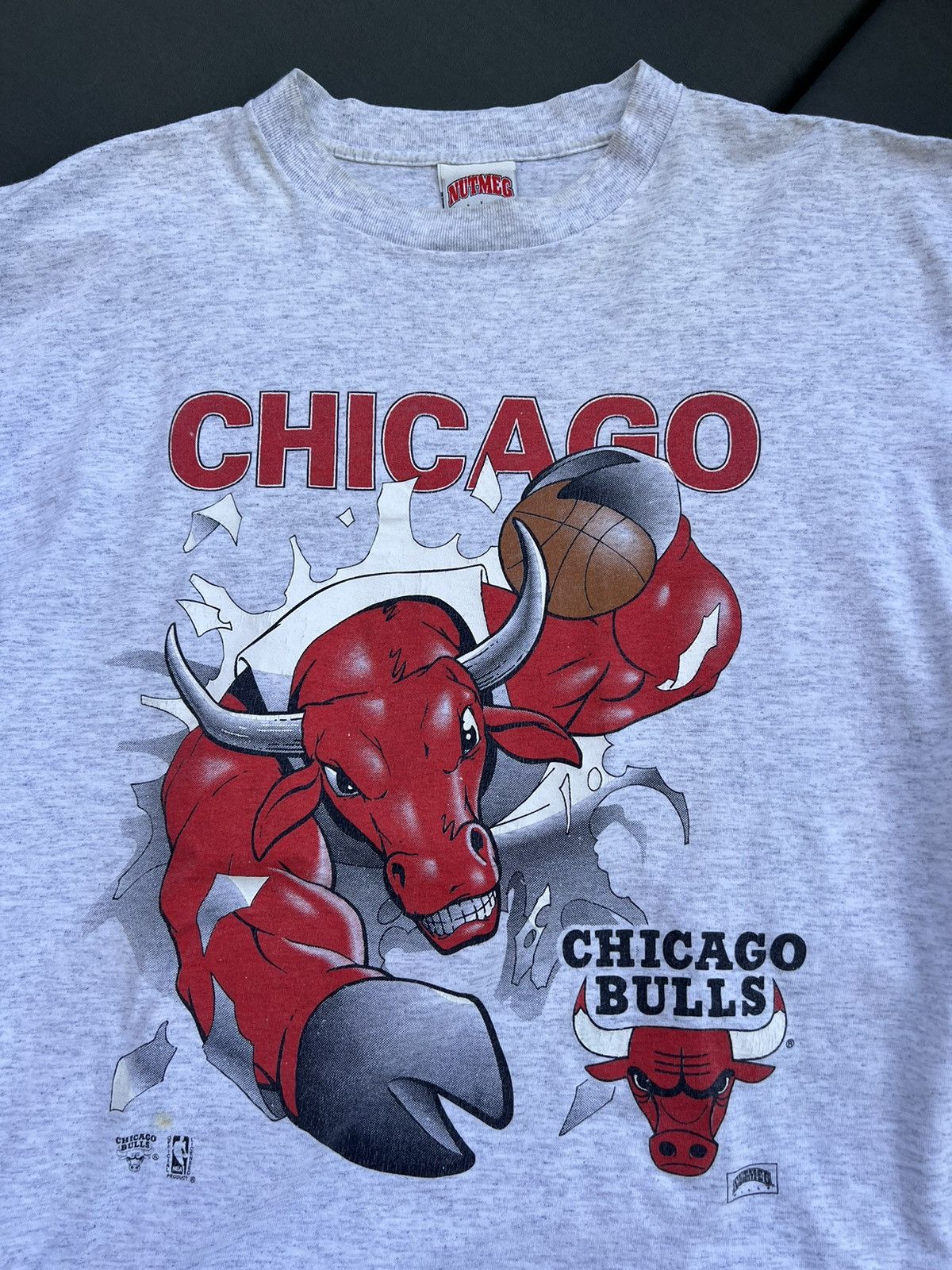 NBA × Nutmeg × Vintage Vintage nutmeg chicago bulls t shirt made in usa Size US XL / EU 56 / 4 - 1 Thumbnail