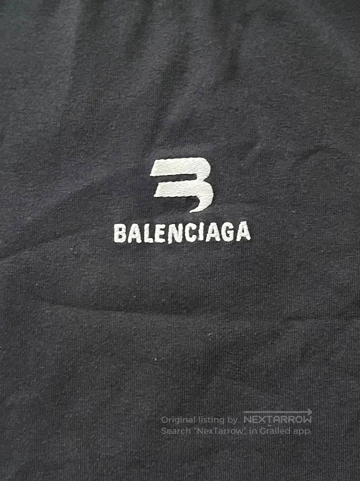 Balenciaga Balenciaga FW22 Logo Stripe Crewneck T-Shirt. Size US M / EU 48-50 / 2 - 3 Thumbnail