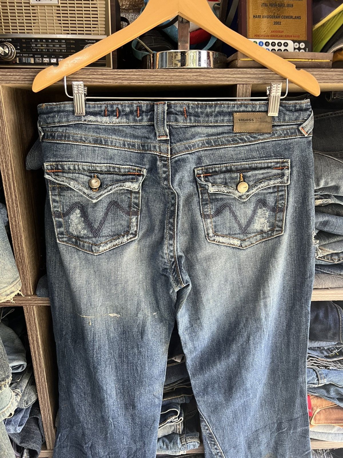 Other 🔥Rare Vigoss Jeans Wide Leg Distressed Denim Size US 35 - 12 Thumbnail