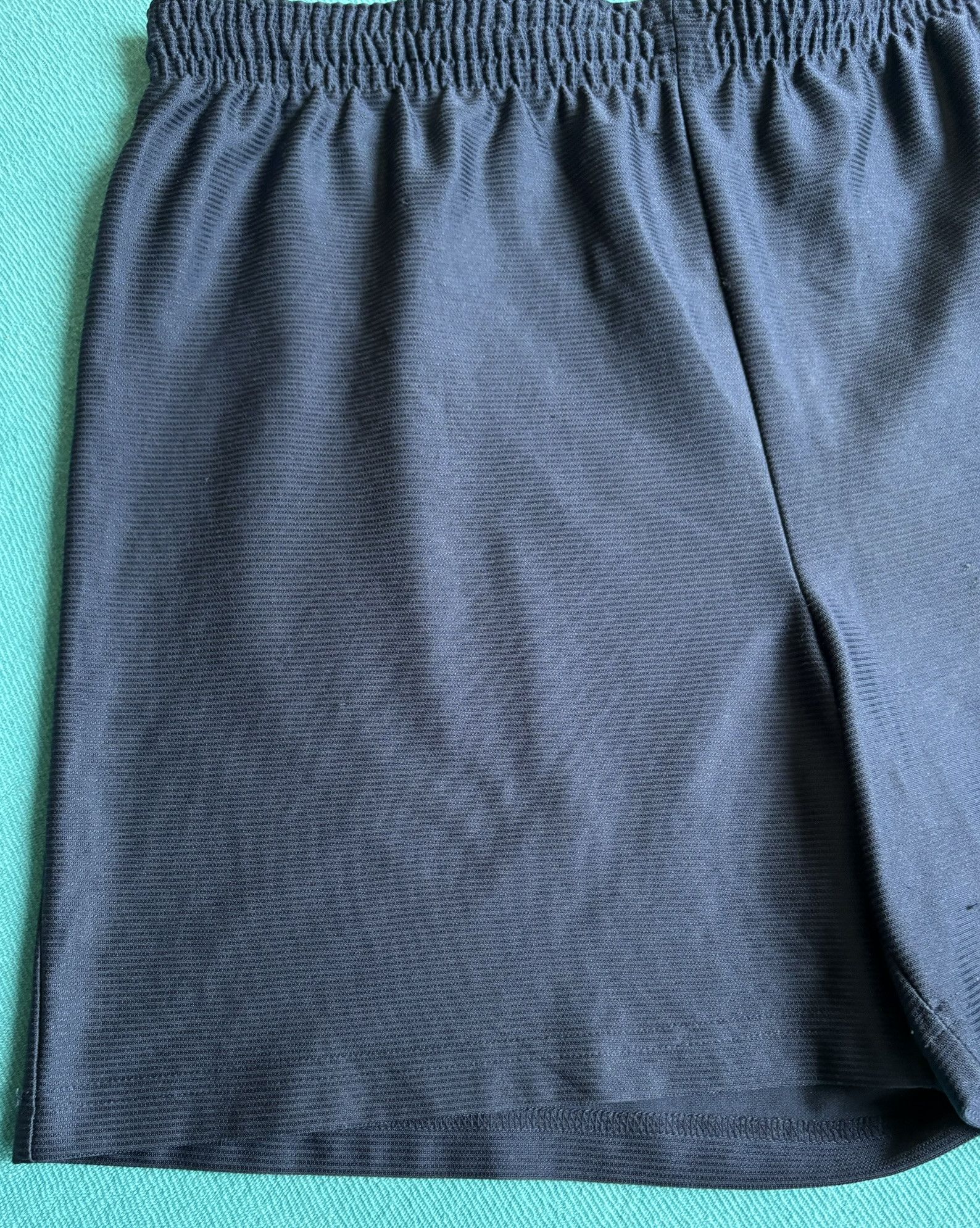 Nike × Vintage Nike vintage sports shorts 96/99 black tag sizes. L Size US 35 - 4 Thumbnail