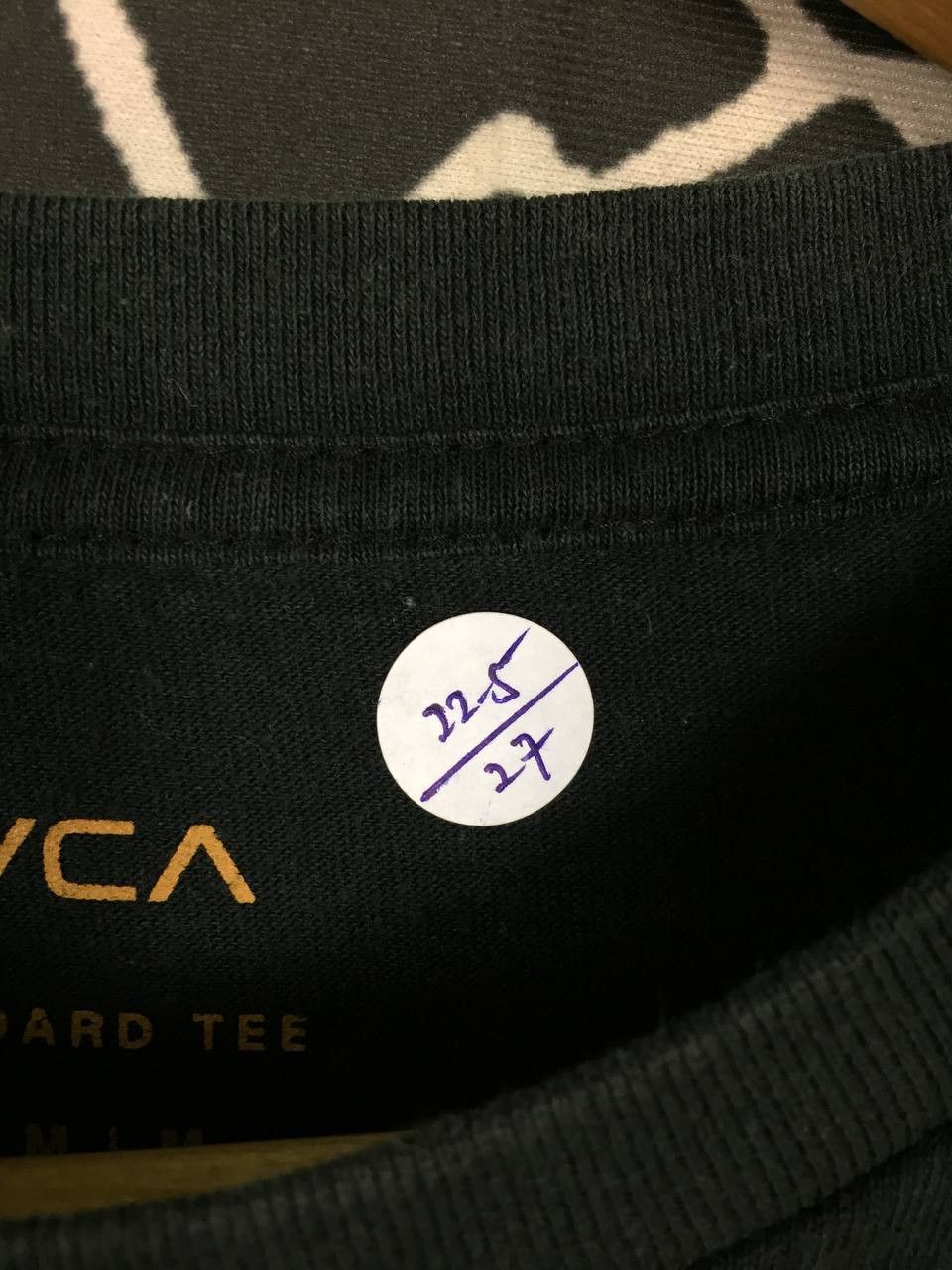 RVCA RVCA Artis Network Program Patched Logo Streetwear Tee Size US M / EU 48-50 / 2 - 9 Thumbnail