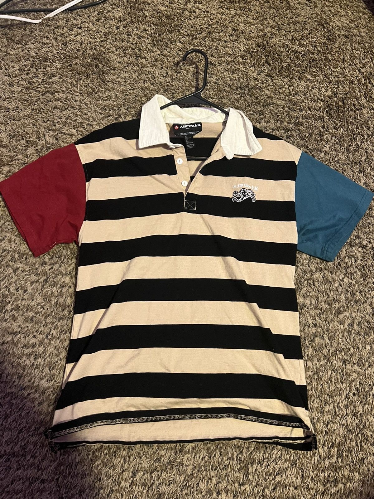 Forever 21 Forever 21 air walk button up T-shirt Size US XL / EU 56 / 4 - 1 Preview