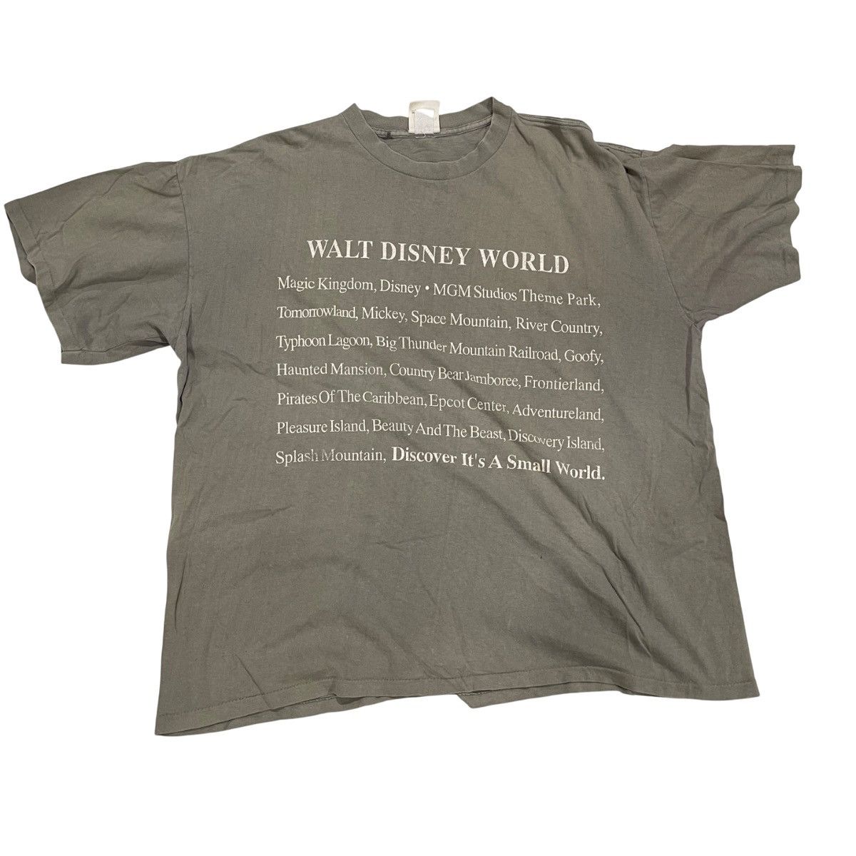 Disney Vintage 80s Disney It’s Small World Single Stitch Tee Size US XL / EU 56 / 4 - 1 Thumbnail