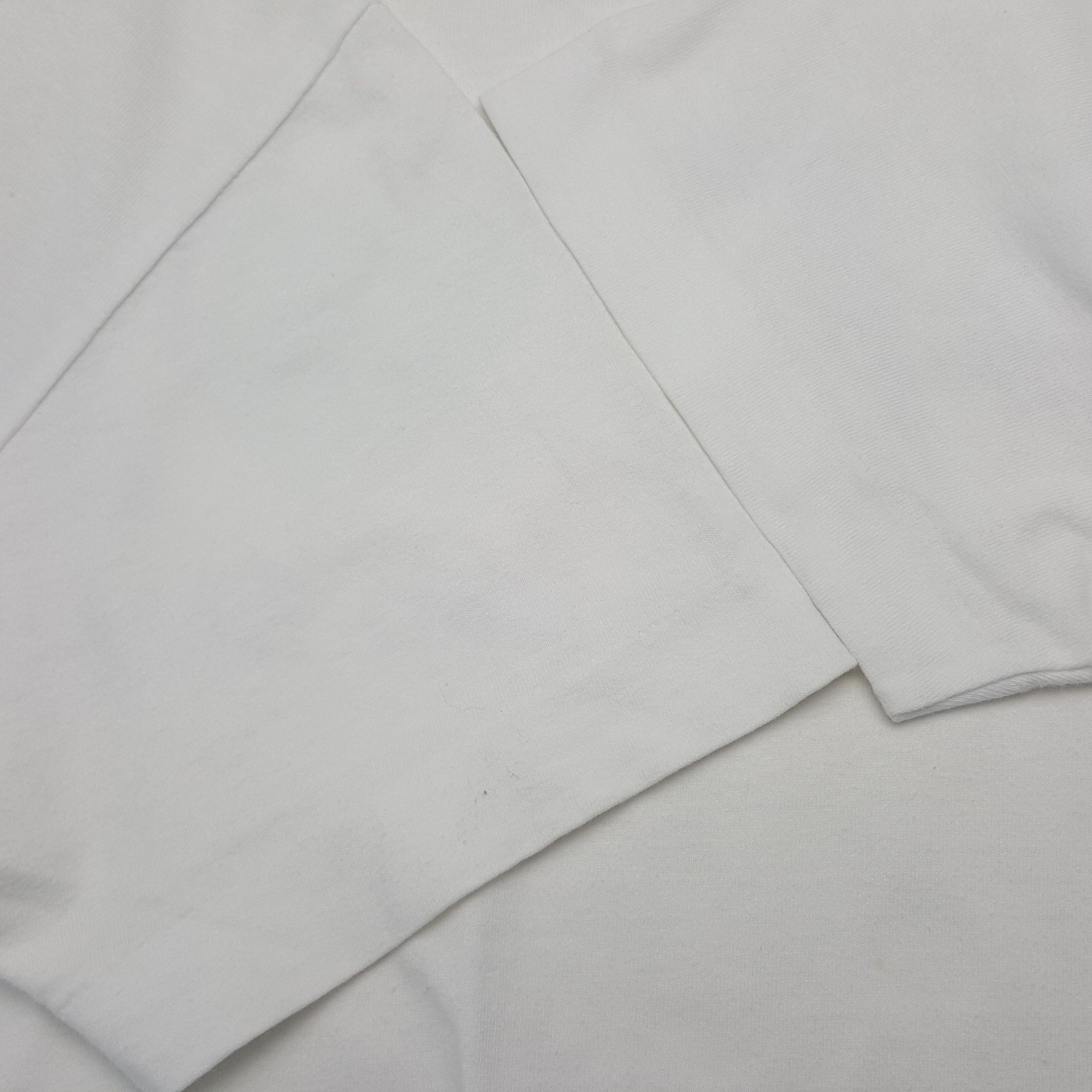 Comme des Garcons PLAY Vintage Comme des Garcons PLAY Tshirt Size US M / EU 48-50 / 2 - 5 Thumbnail