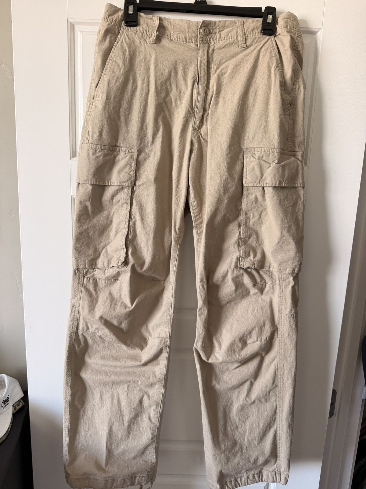 H&M H&M Khaki Cargos Size US 31 - 1 Thumbnail