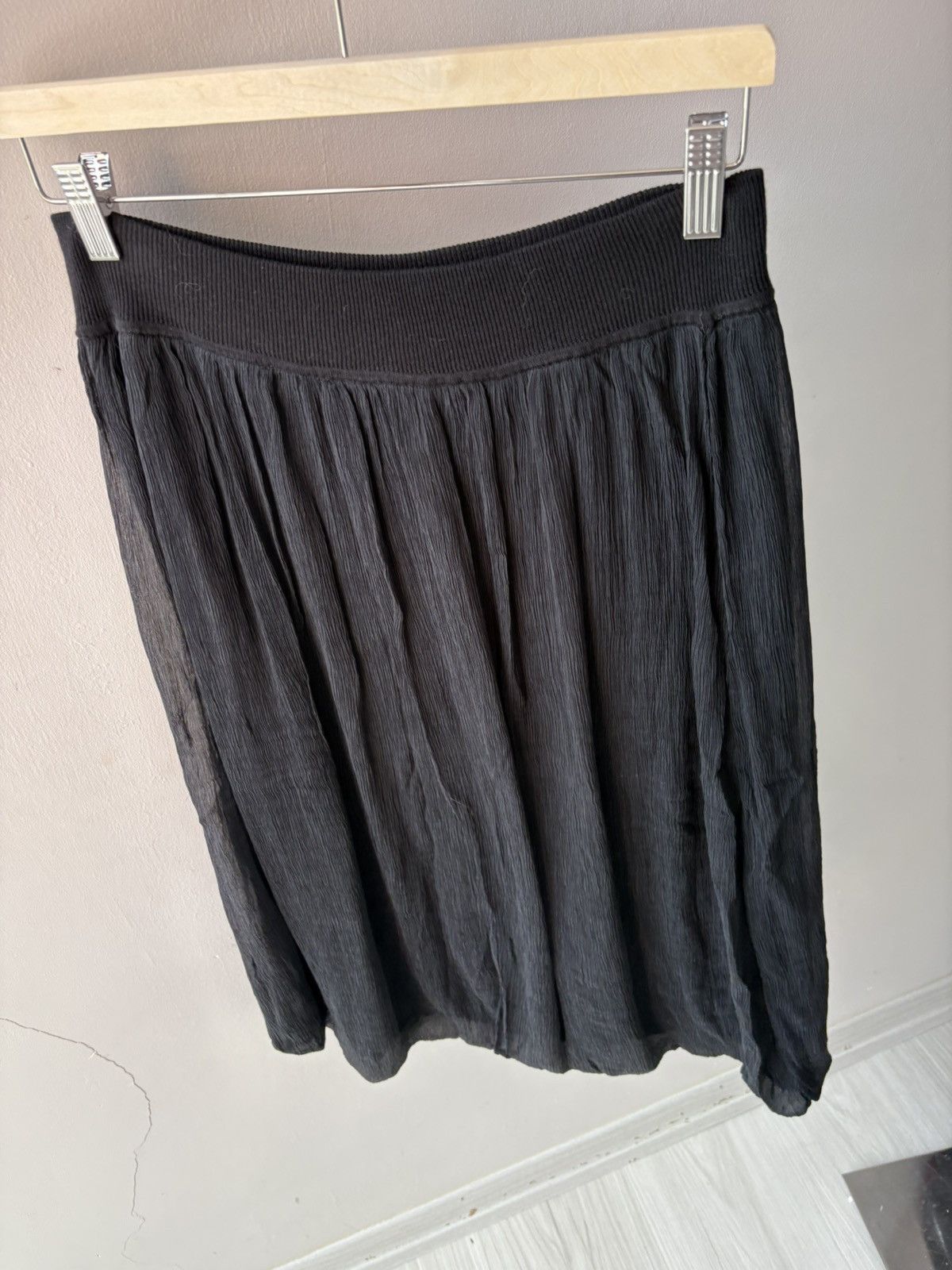 Escada Escada silk skirt Size 26" / US 2 / IT 38 - 16 Thumbnail