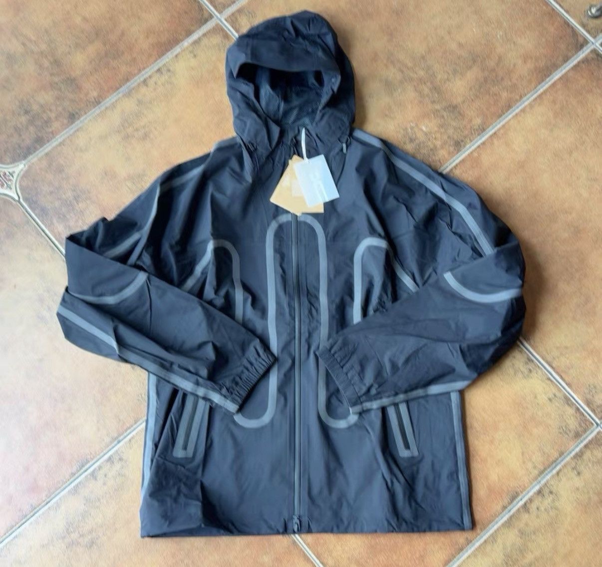 On ON x IKON Collaboration Functional Hooded Jacket J44 Size US S / EU 44-46 / 1 - 1 Thumbnail