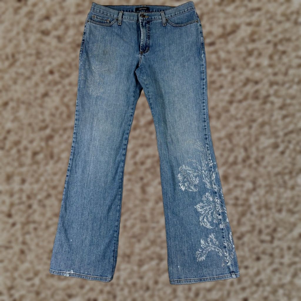 Vintage Karen Kane Jeans Womens 12 Blue Floral Denim Flared Mid Rise 30x31 Distressed Regular Fit Size 34" / US 12 / IT 48 - 1 Thumbnail