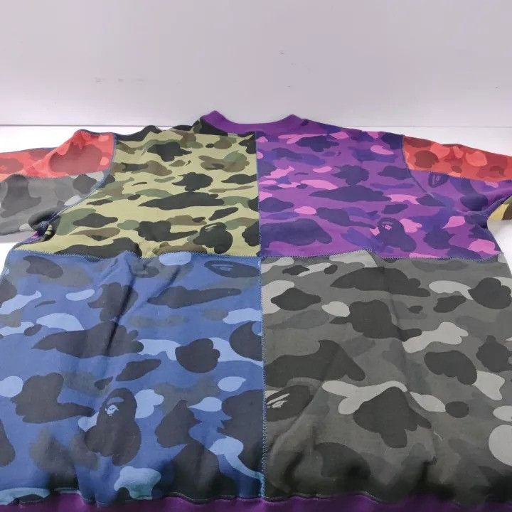 Bape BAPE Unisex Mix Camo Shark Wide Hoodie Size US XXL / EU 58 / 5 - 6 Thumbnail