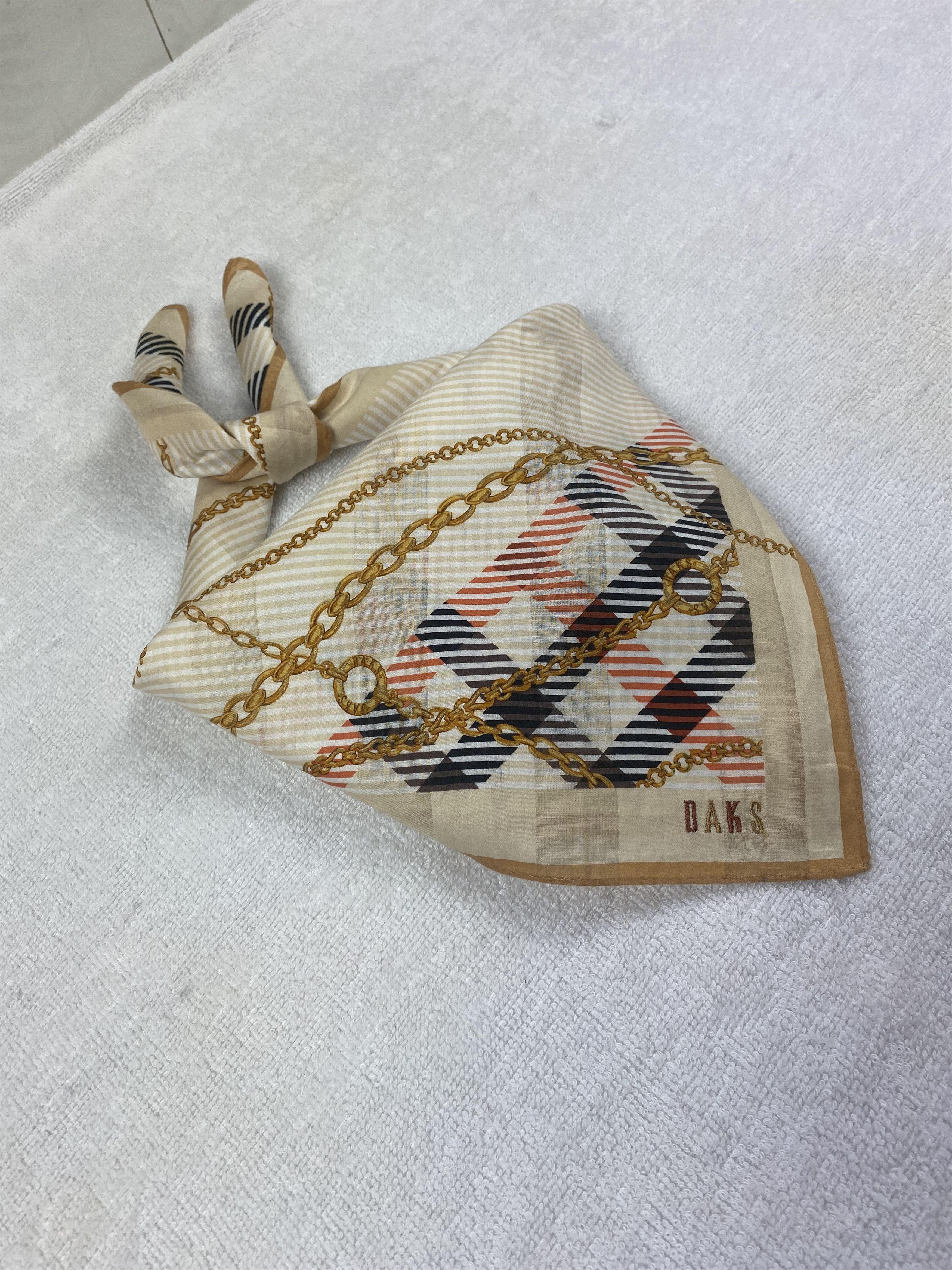 DAKS Daks London Handkerchief / Bandana / Neckerchief Size ONE SIZE - 2 Thumbnail