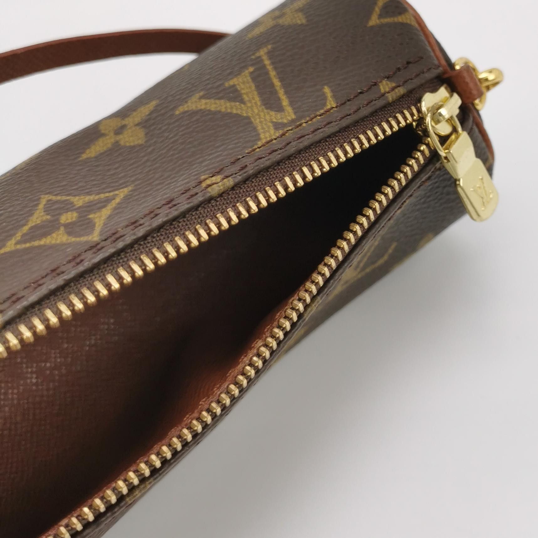 Louis Vuitton Louis Vuitton (LV) Papillon Mini Cowhide Monogram Printed D Size ONE SIZE - 1 Thumbnail