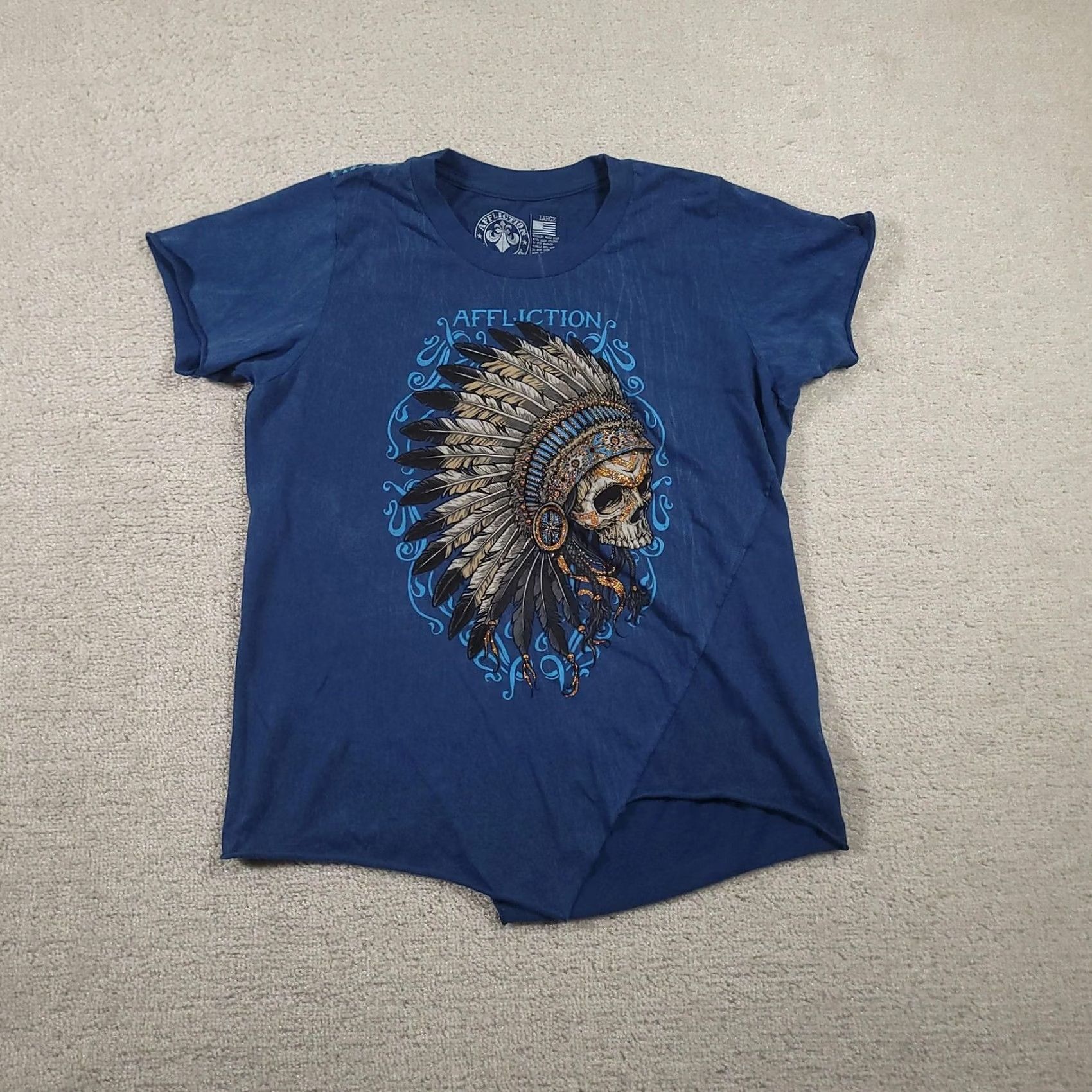 Affliction Affliction Shirt Mens Large Blue Skull Headdress Rhinestone Graphic Made USA Shirt Mens Large Blue Skull Headdress Rhinestone Graphic Made USA Size US L / EU 52-54 / 3 - 2 Thumbnail