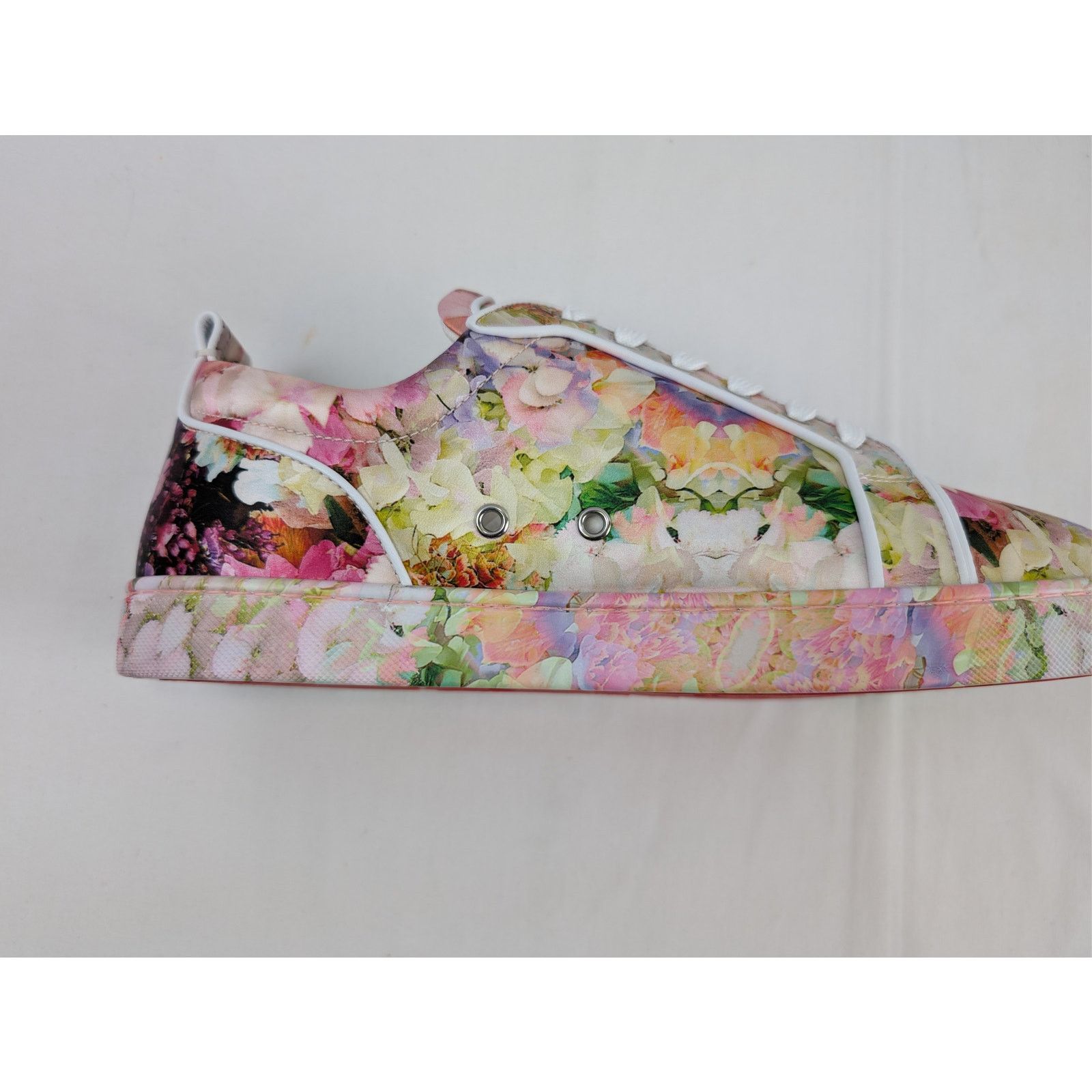 Christian Louboutin o1rshd1 Louis Junior Orlato flat sneaker with a floral print Size US 12 / EU 45 - 14 Thumbnail