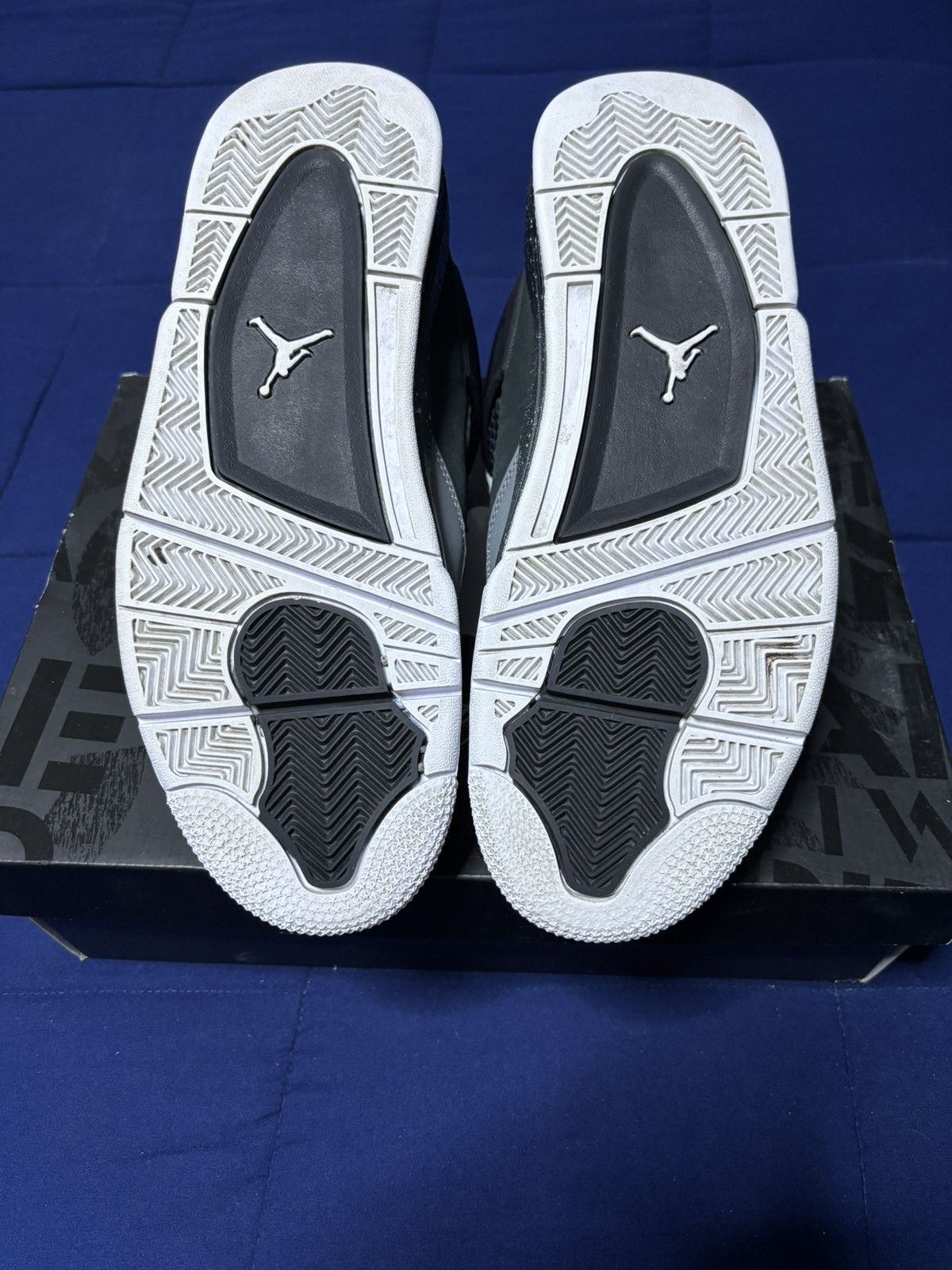 Jordan Brand Jordan 4 Retro Fear 2024 Size 9.5 Size US 9.5 / EU 42-43 - 5 Thumbnail
