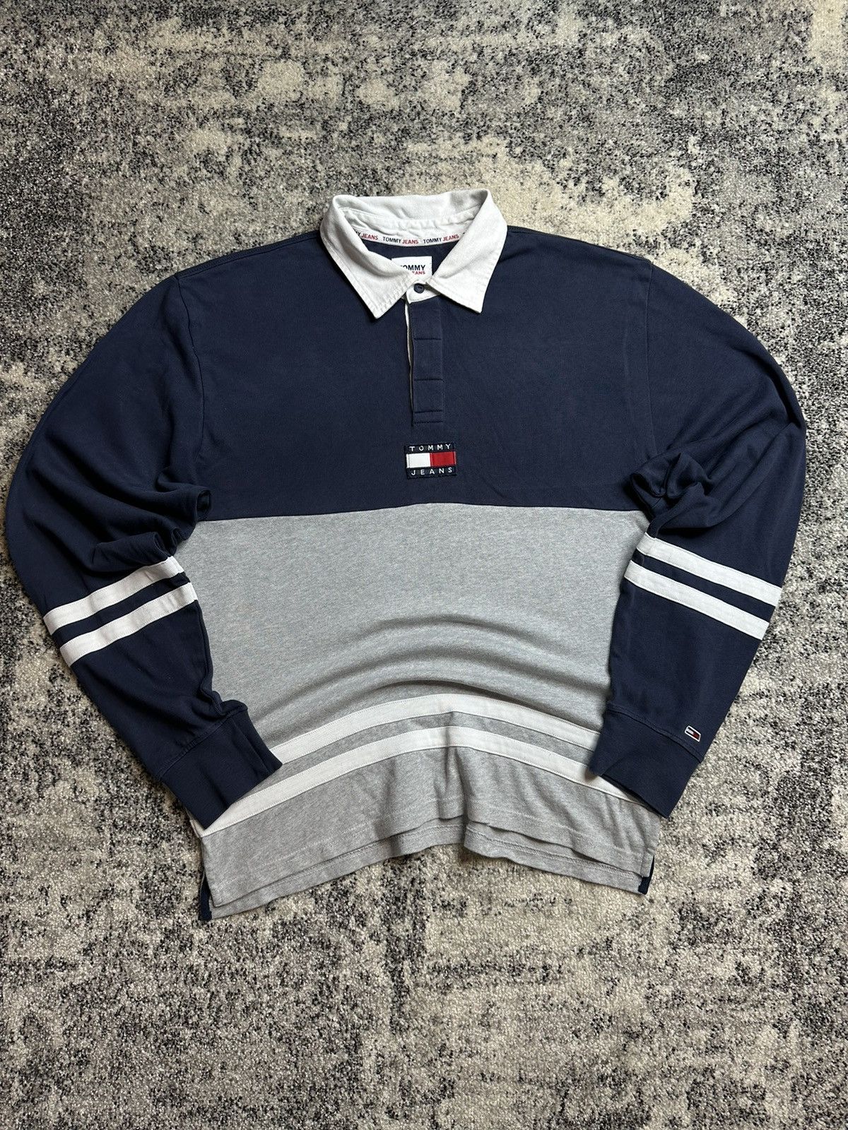Tommy Hilfiger Tommy Hilfiger Vintage StreetWear Polo Size US M / EU 48-50 / 2 - 1 Thumbnail