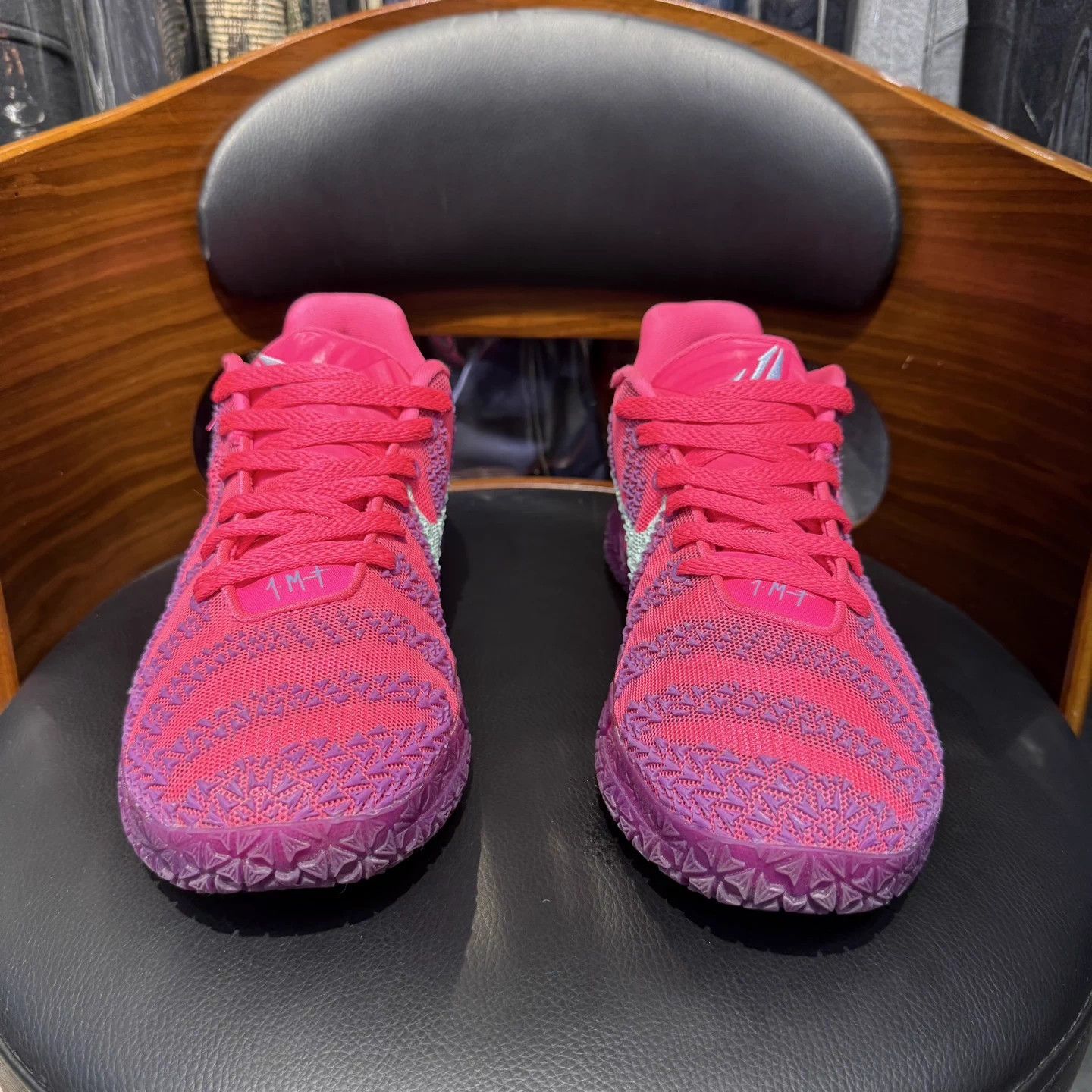Nike Ja 3 "Valentine" 40.5 EU - Like New, Used Once Size US 7.5 / EU 40-41 - 2 Thumbnail