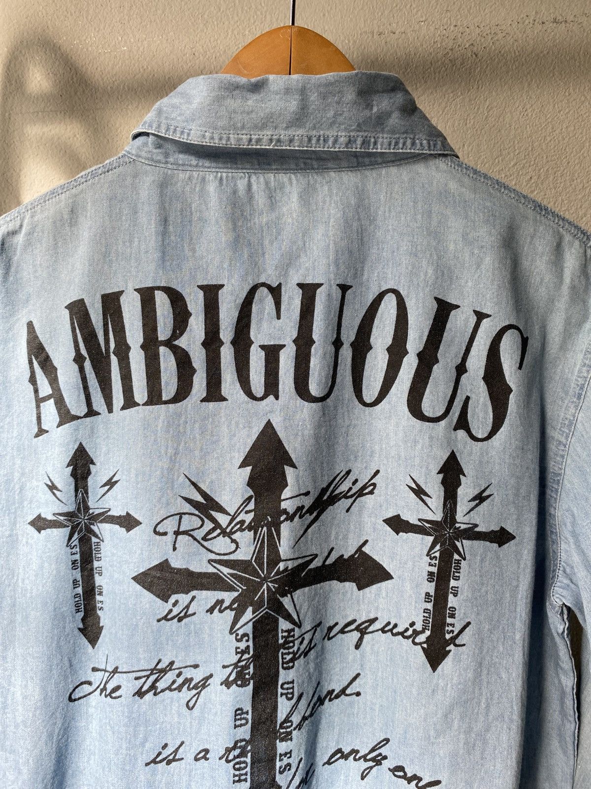 Designer GHOST OF HARLEM Light Blue Script Denim Shirt Size US L / EU 52-54 / 3 - 3 Thumbnail