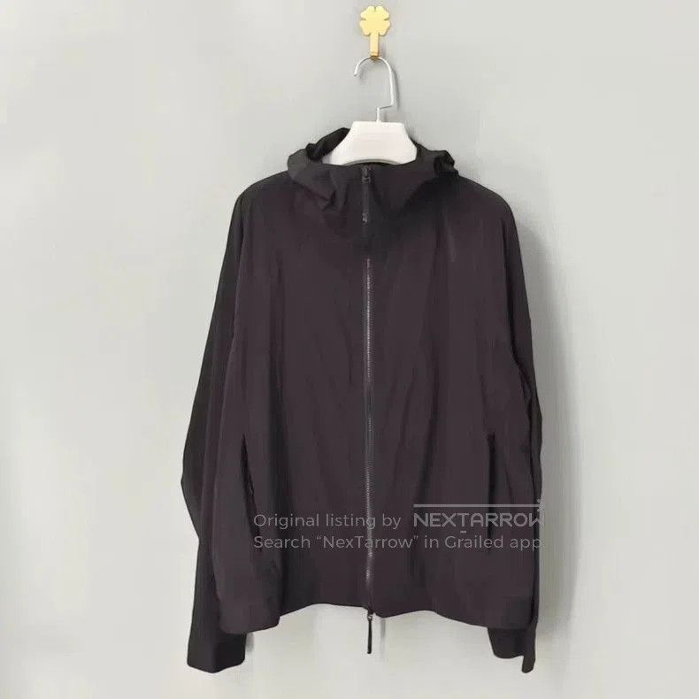 Moncler Moncler KURZ Black Hooded Long Sleeve Jacket. Size US M / EU 48-50 / 2 - 1 Thumbnail