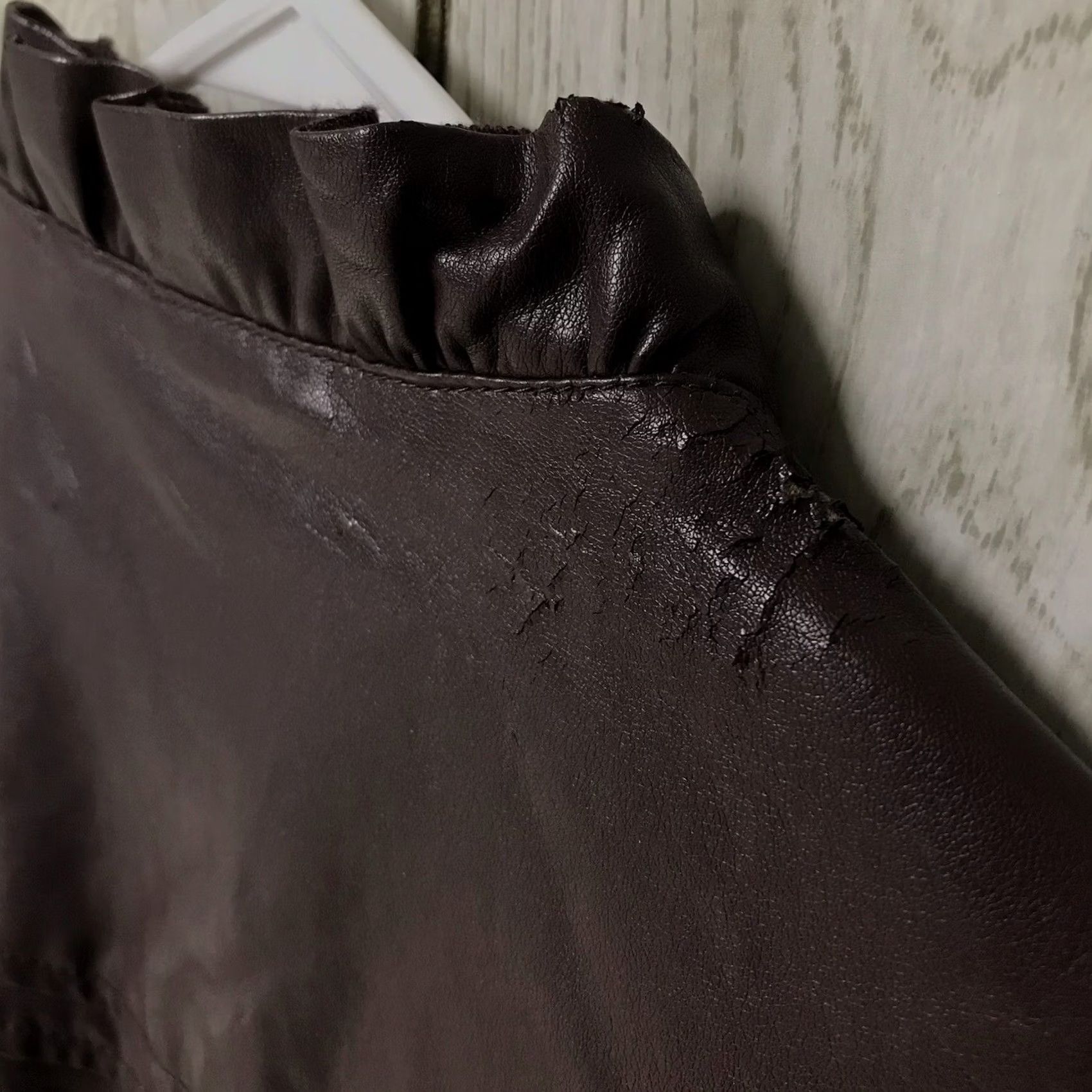 Vintage Dressbarn Women Brown Faux Leather Rugged Ruffled Trim Zip Biker Jacket L Jacket Women Brown Faux Leather Rugged Ruffled Trim Zip Biker Jacket L Size L / US 10 / IT 46 - 7 Thumbnail