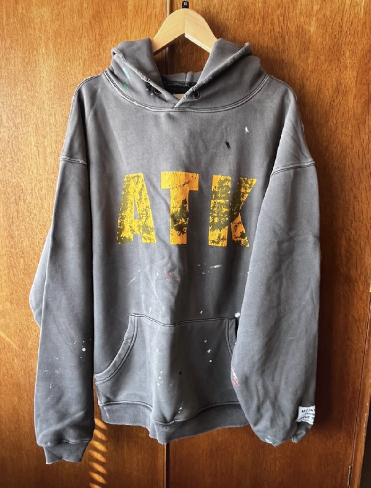 GALLERY DEPT.DISTRESSED ATK HOODIE Lサイズ Gallery Dept. Gallery Dept ATK Logo Distressed Hoodie(Grey/L