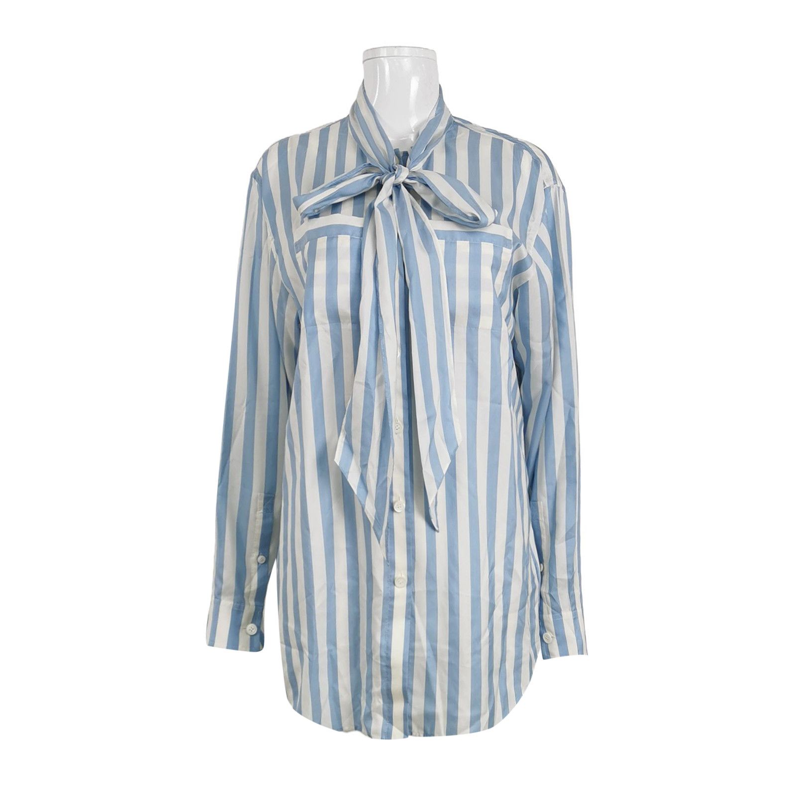 Burberry Burberry Women 2 Button Ups Size XS / US 0-2 / IT 36-38 - 1 Thumbnail