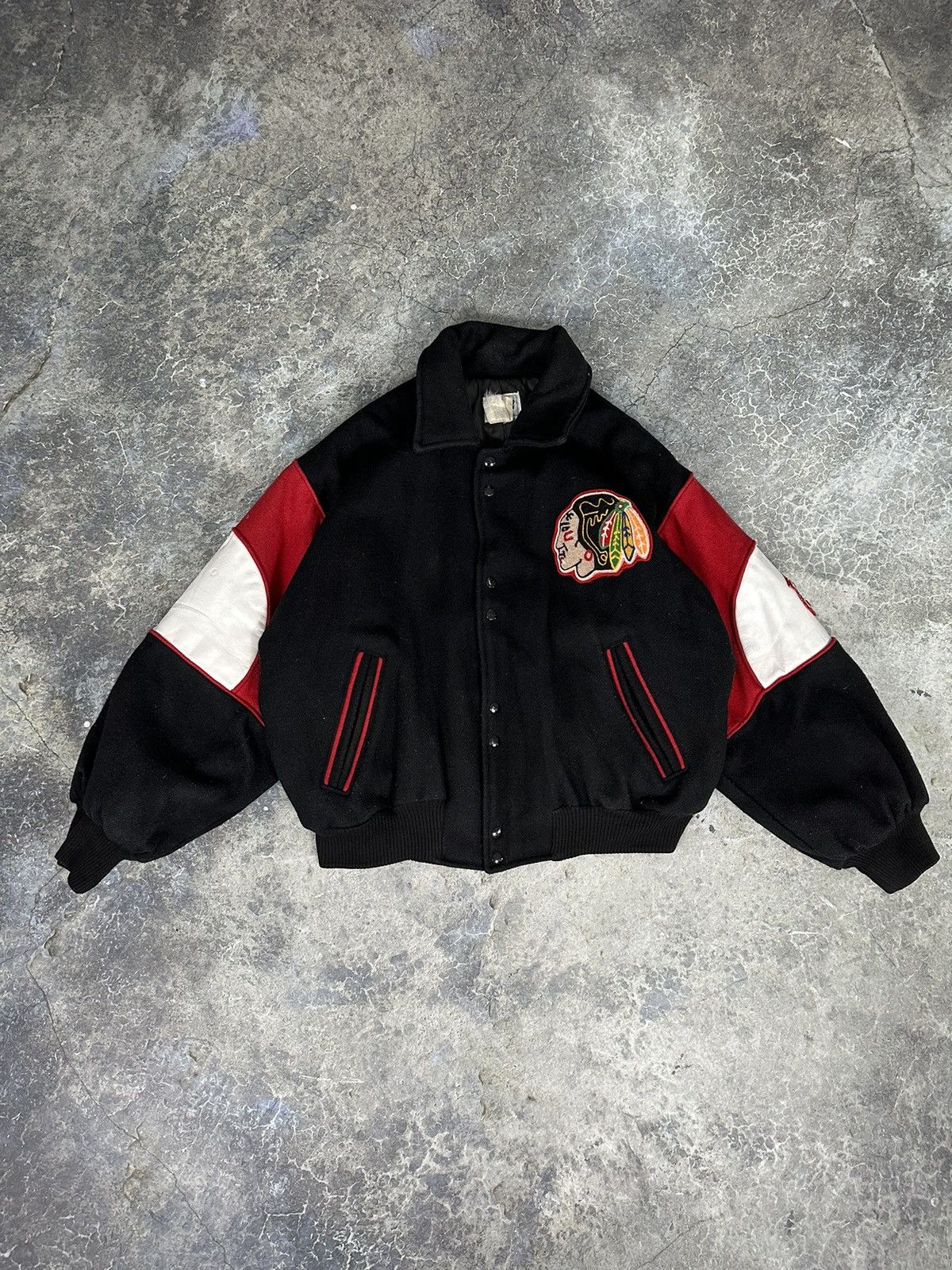 NHL × Vintage Vintage Chicago Blackhawks varsity jacket Size US M / EU 48-50 / 2 - 1 Thumbnail