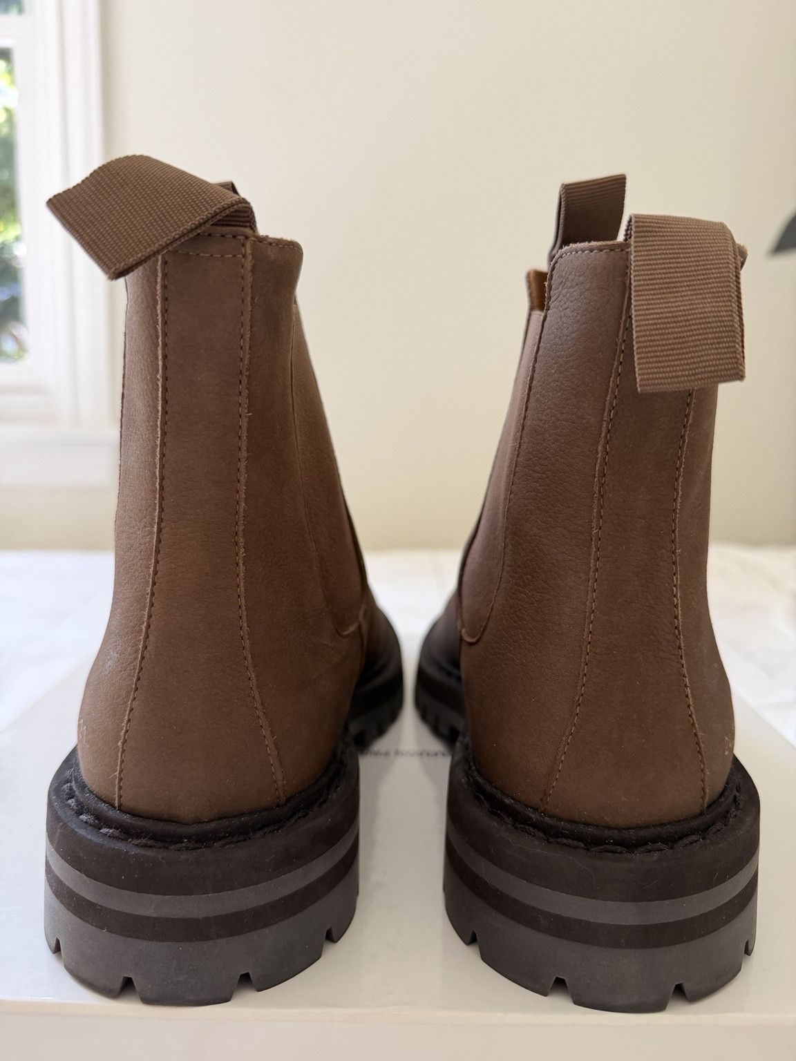 Common Projects Common Projects Chelsea Lug Sole Boots Size US 8 / EU 41 - 4 Thumbnail