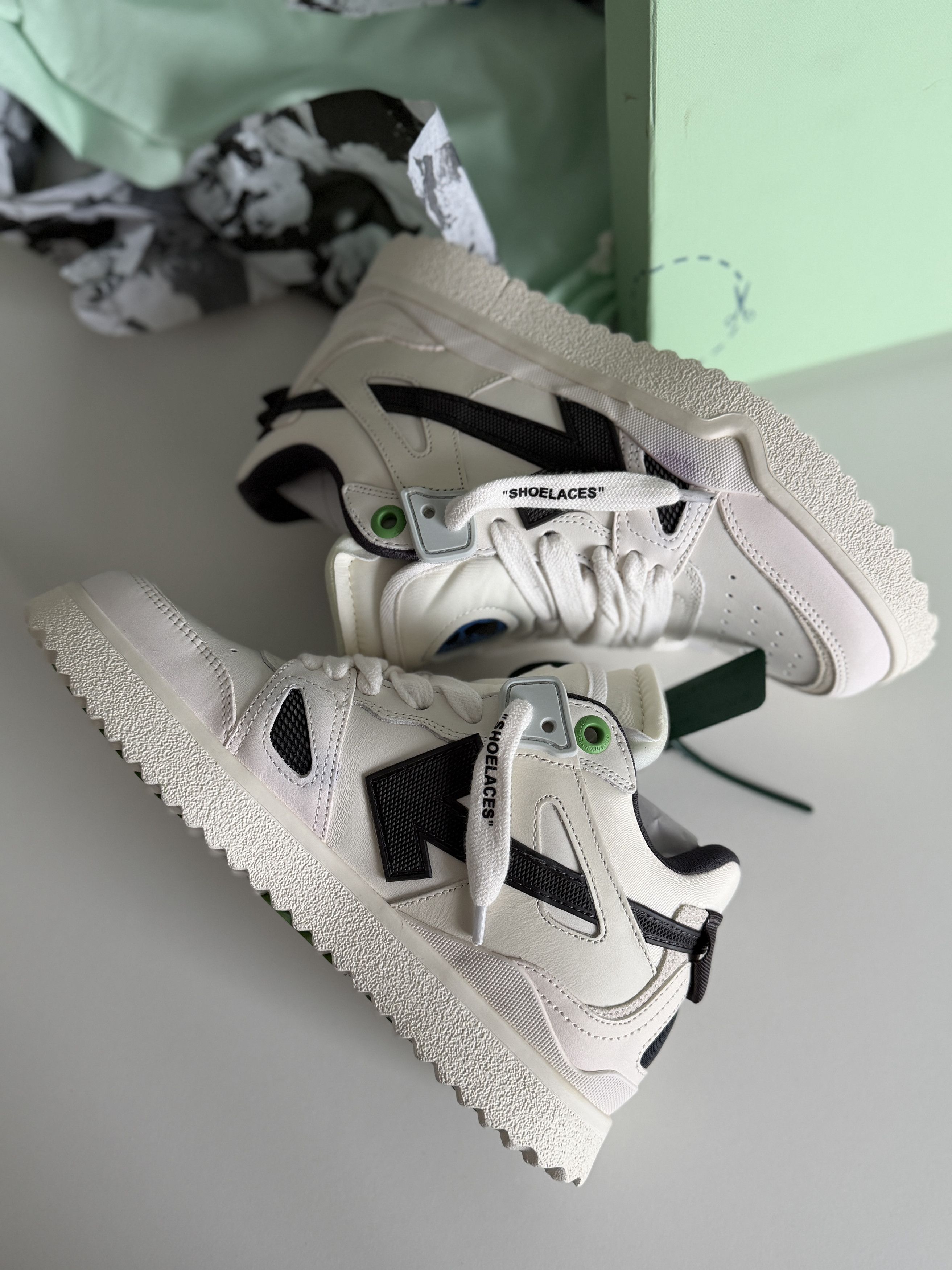 Off-White Off White Sneakers Size 39 ( womens ) Size US 6 / EU 39 - 4 Thumbnail